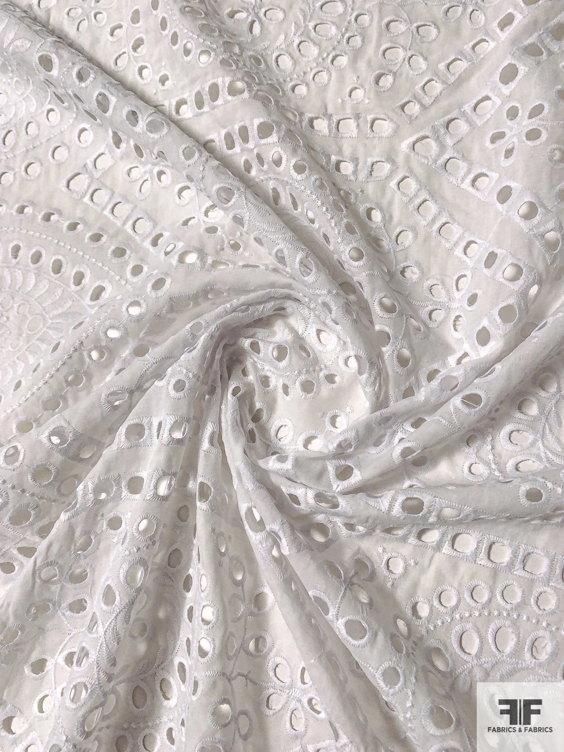 Lela Rose Medallion Eyelet Embroidered Cotton - White 5 Lela Rose Medallion Eyelet Embroidered Cotton - White - Image 3