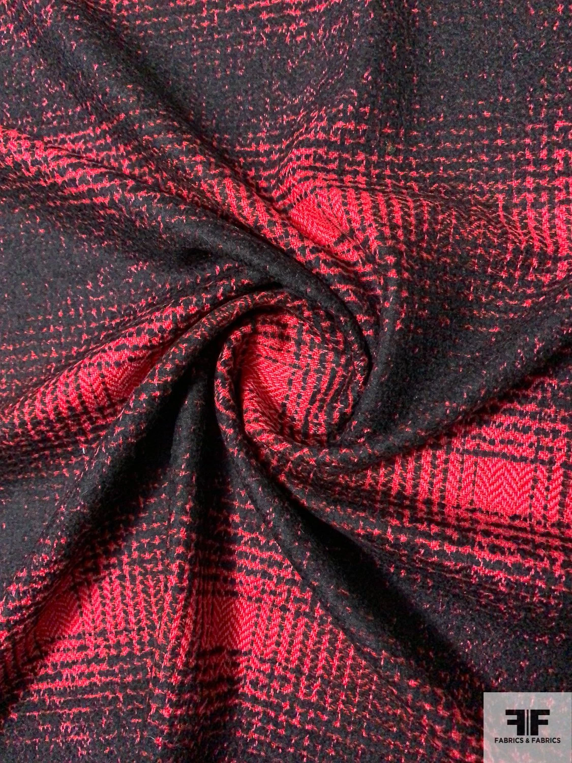 Italian Largescale Plaid Virgin Wool Blend Jacket Weight - Black / Cranberry Red 3 Italian Largescale Plaid Virgin Wool Blend Jacket Weight - Black / Cranberry Red