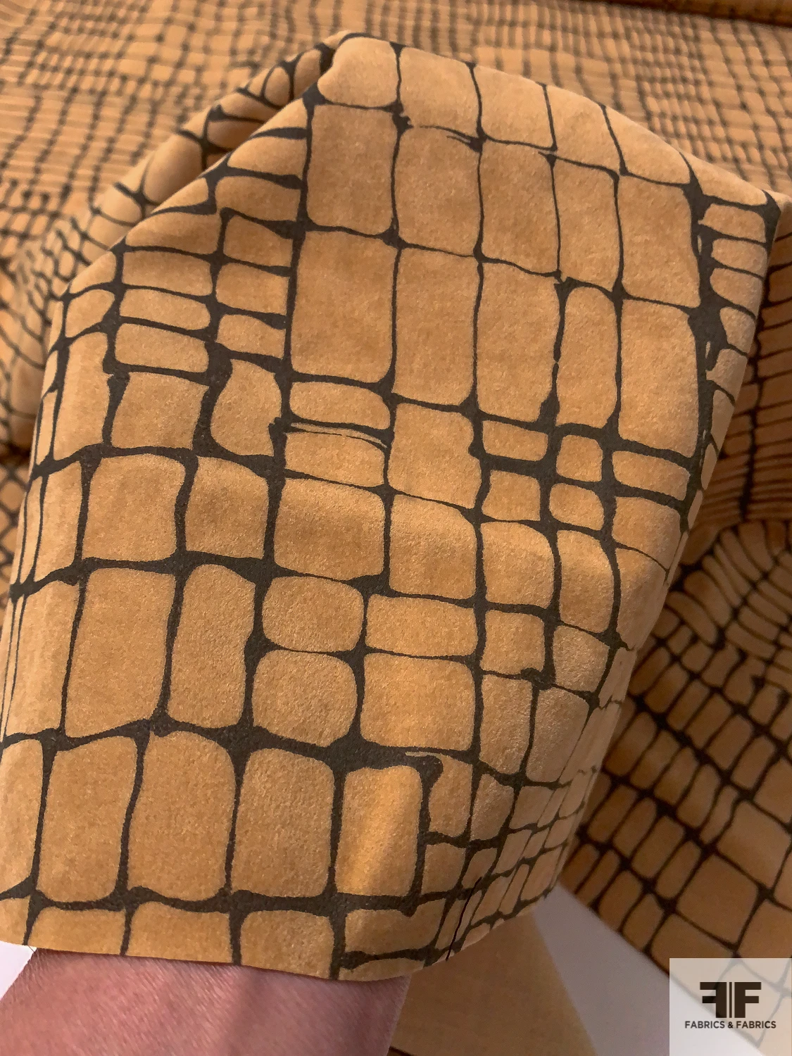 Reptile-Like Grid Printed Cotton Velveteen - Apricot Tan / Darkest Olive 8 Reptile-Like Grid Printed Cotton Velveteen - Apricot Tan / Darkest Olive - Image 6