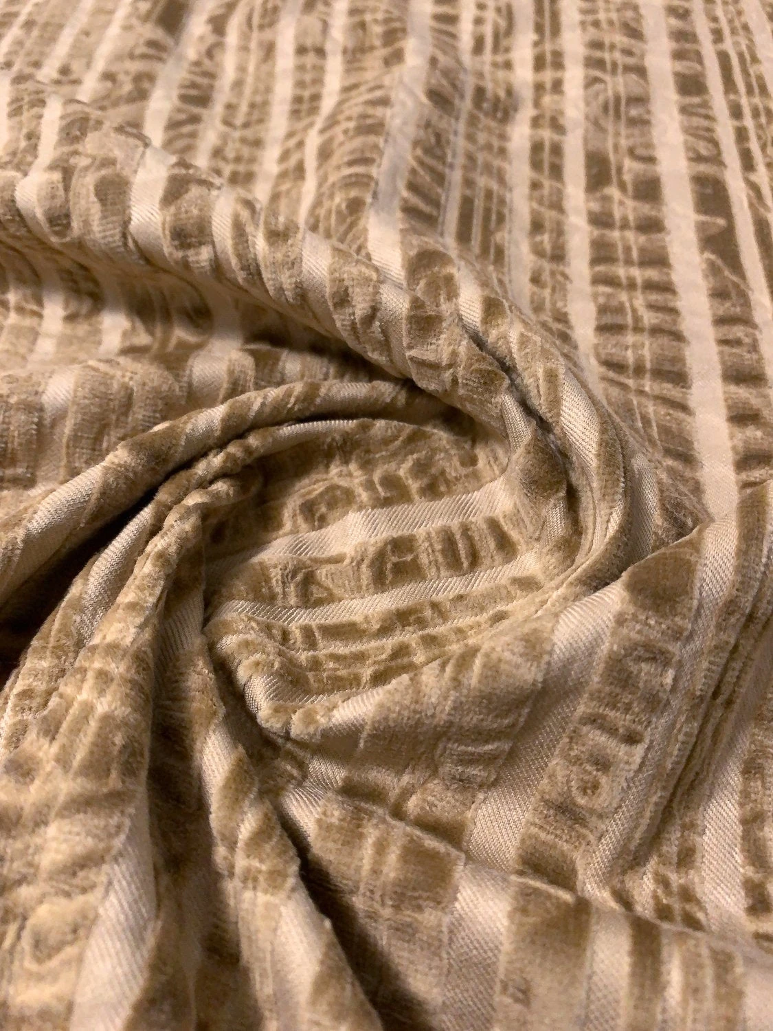 Vertical Emboss Striped Cotton Velveteen - Tan 5 Vertical Emboss Striped Cotton Velveteen - Tan - Image 3