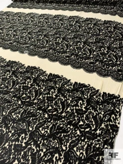 Italian Vintage DVF Stretch Panné Velvet Knit Panel - Black / Cream