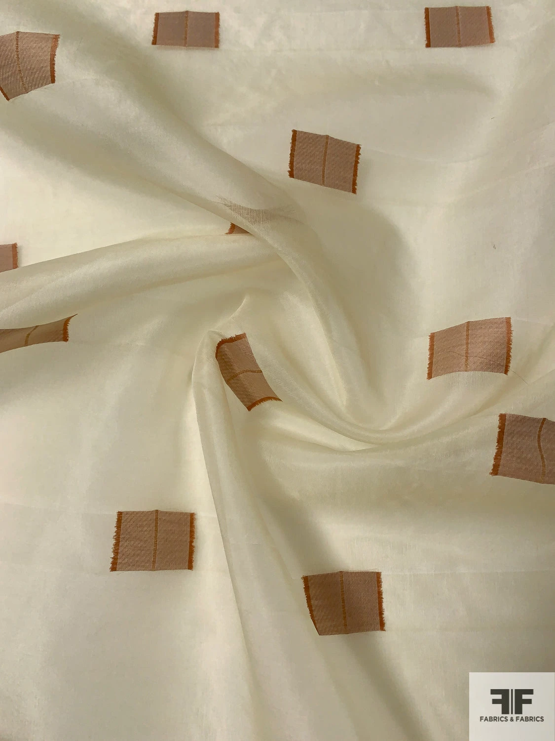 Rectangles Fil Coupé Stiff Silk Organza With Lurex Stitching - Dusty Coral / Ivory / Gold 3 Rectangles Fil Coupé Stiff Silk Organza With Lurex Stitching - Dusty Coral / Ivory / Gold