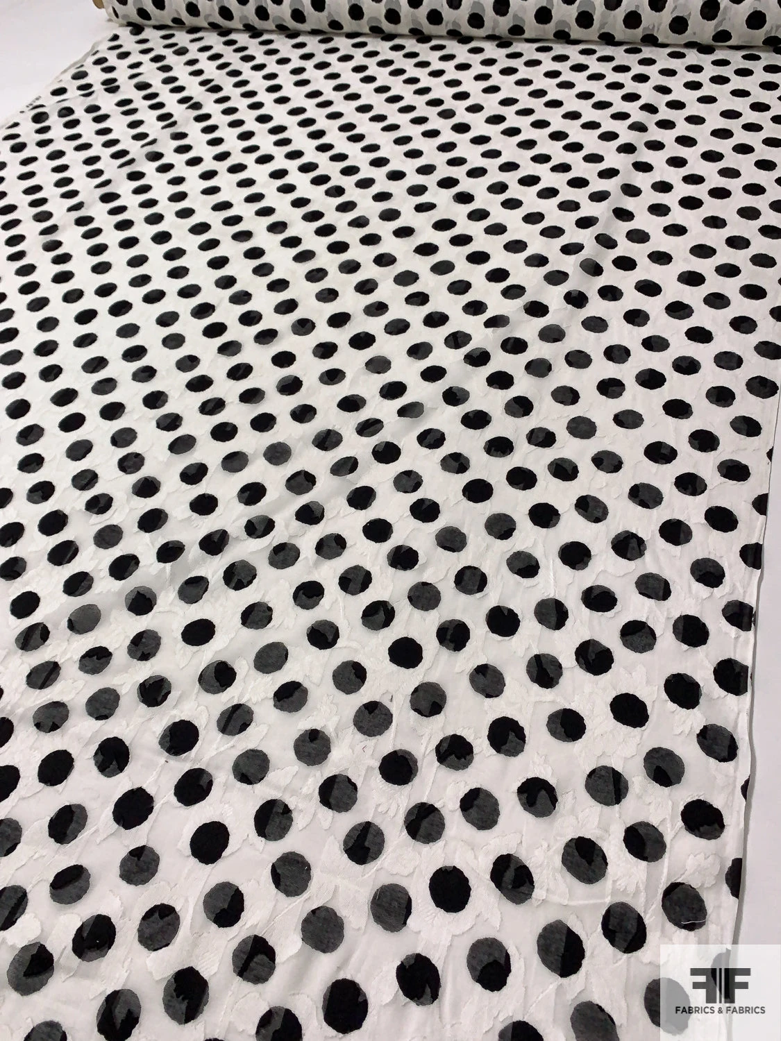 Made In Japan Polka Dot Printed And Floral Fil Coupé Cotton Voile - Black / Off-White 10 Made In Japan Polka Dot Printed And Floral Fil Coupé Cotton Voile - Black / Off-White - Image 8