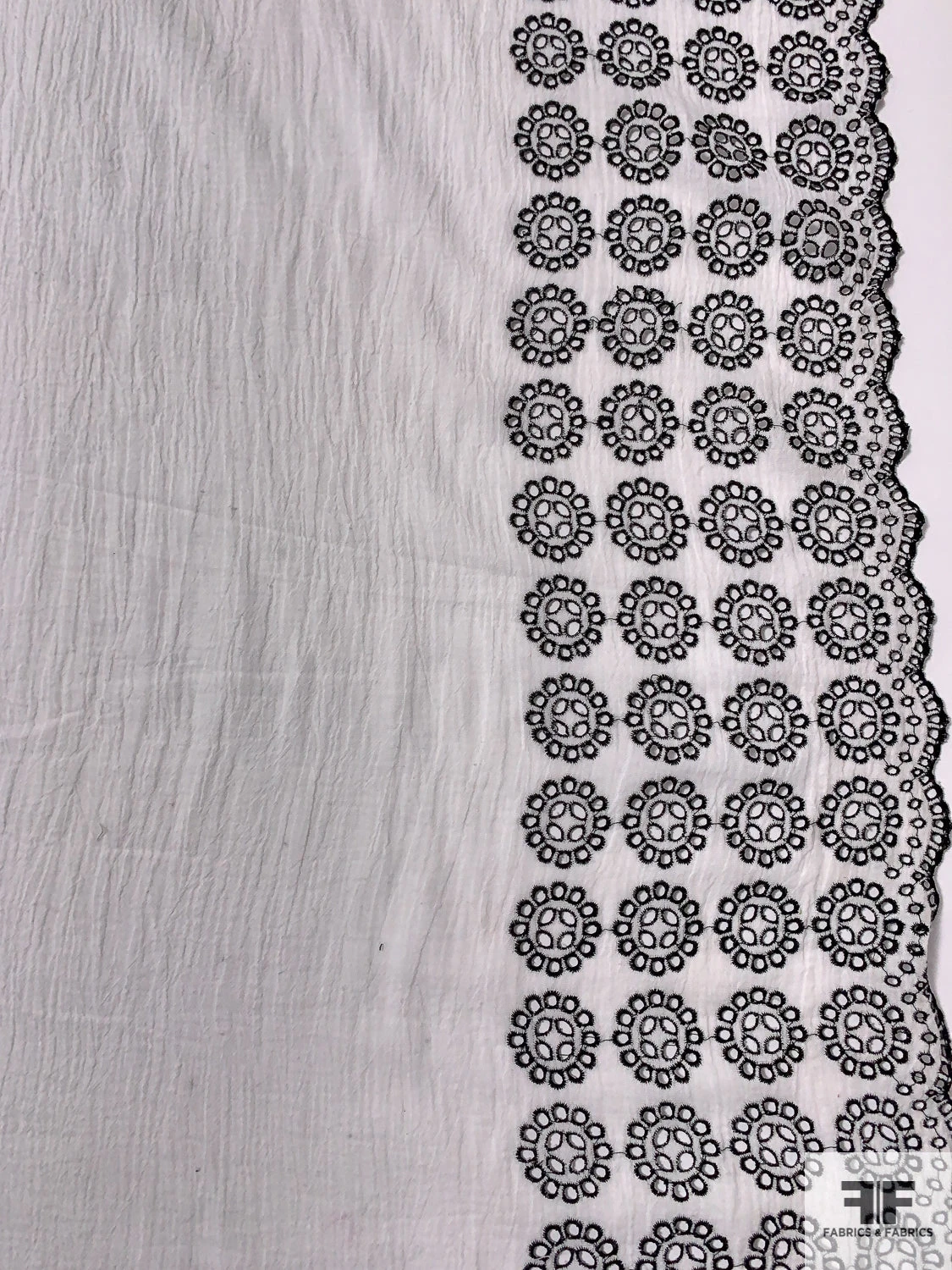 Border Pattern Single Scalloped Floral Embroidered Eyelet Cotton Gauze - White / Black 7 Border Pattern Single Scalloped Floral Embroidered Eyelet Cotton Gauze - White / Black - Image 5