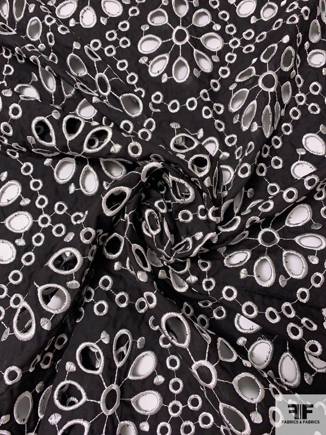 Double-Scalloped Floral Medallion Embroidered Eyelet Cotton Broadcloth - Black / White 5 Double-Scalloped Floral Medallion Embroidered Eyelet Cotton Broadcloth - Black / White - Image 3