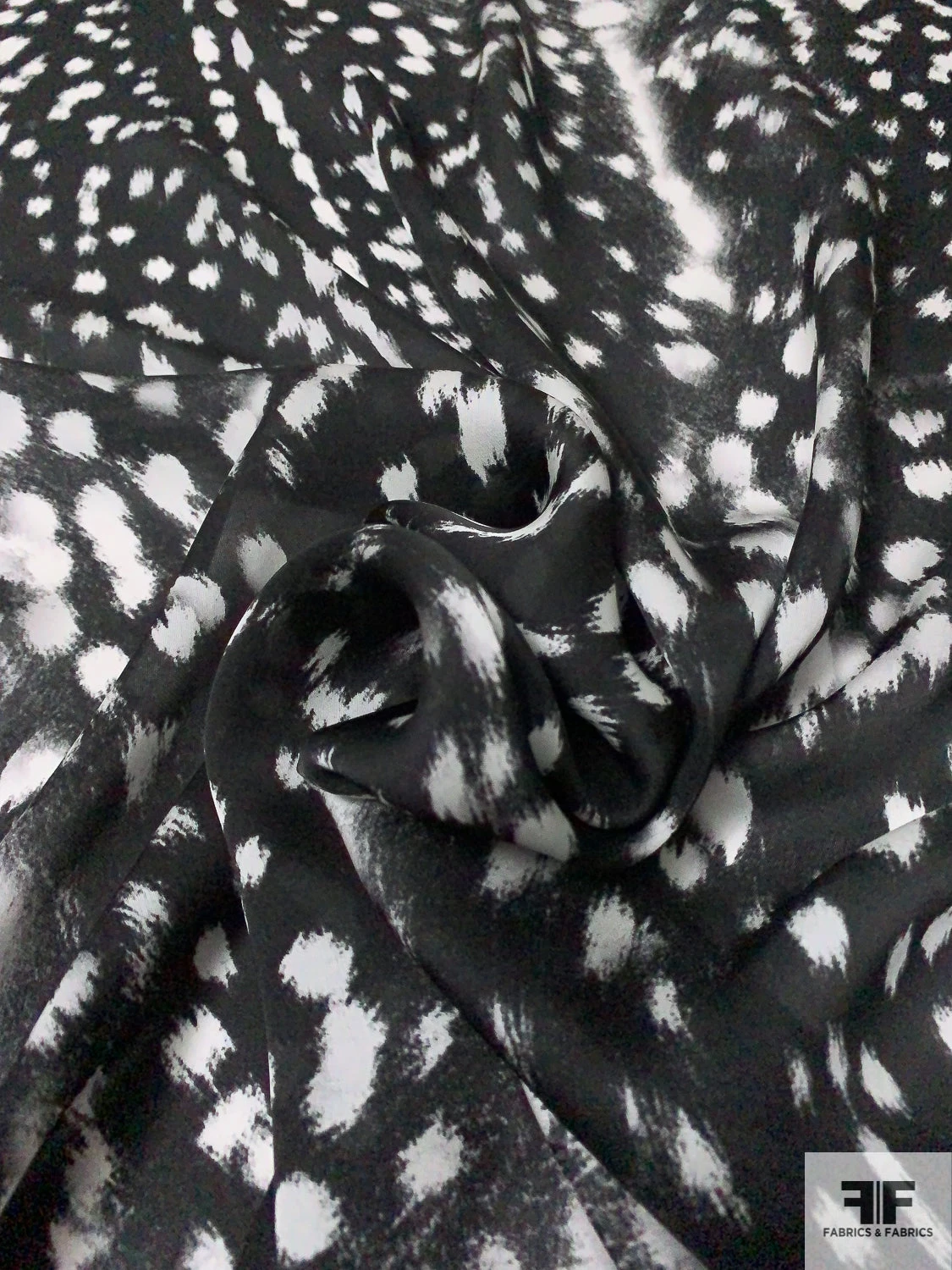 Prabal Gurung Animal Pattern Printed Satin Silk Chiffon - Black / White 9 Prabal Gurung Animal Pattern Printed Satin Silk Chiffon - Black / White - Image 7