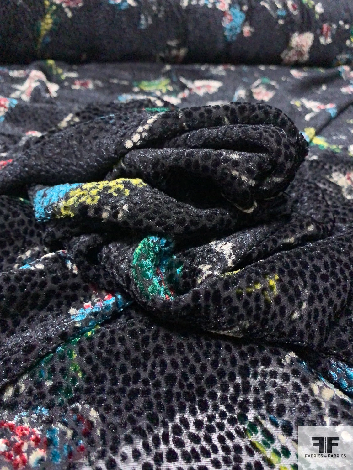 Italian Prabal Gurung Floral Bouquet Printed Burnout Velvet - Black / Multicolor 4 Italian Prabal Gurung Floral Bouquet Printed Burnout Velvet - Black / Multicolor - Image 2