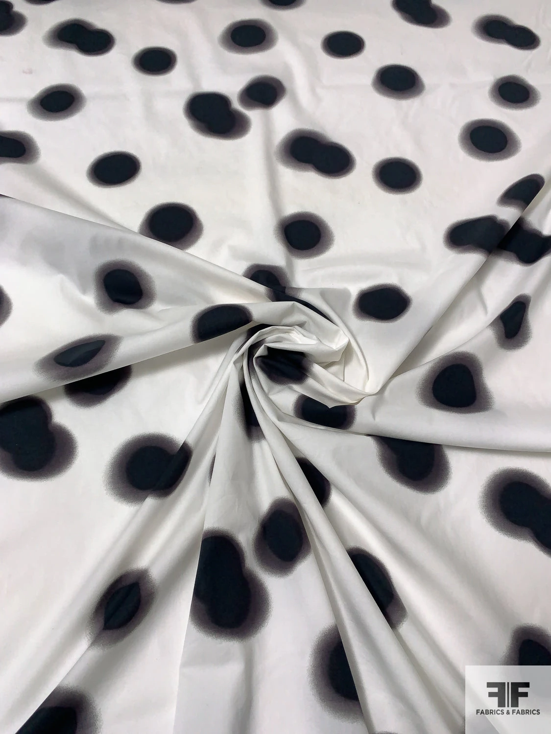 Hazy Circles Printed Stretch Cotton Poplin - Black / White 3 Hazy Circles Printed Stretch Cotton Poplin - Black / White