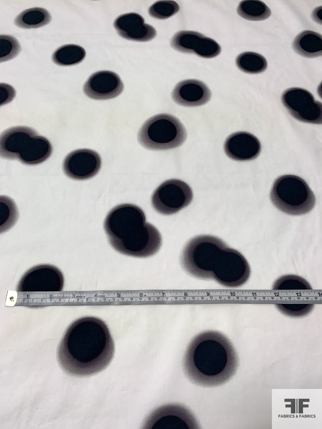 Hazy Circles Printed Stretch Cotton Poplin - Black / White 7 Hazy Circles Printed Stretch Cotton Poplin - Black / White - Image 5