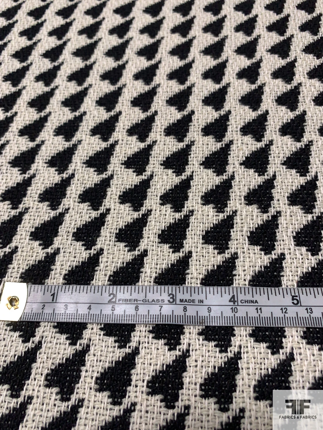 Italian Woven Hearts Wool-Cotton Suiting With Fused Back - Black / Off-White 9 Italian Woven Hearts Wool-Cotton Suiting With Fused Back - Black / Off-White - Image 7