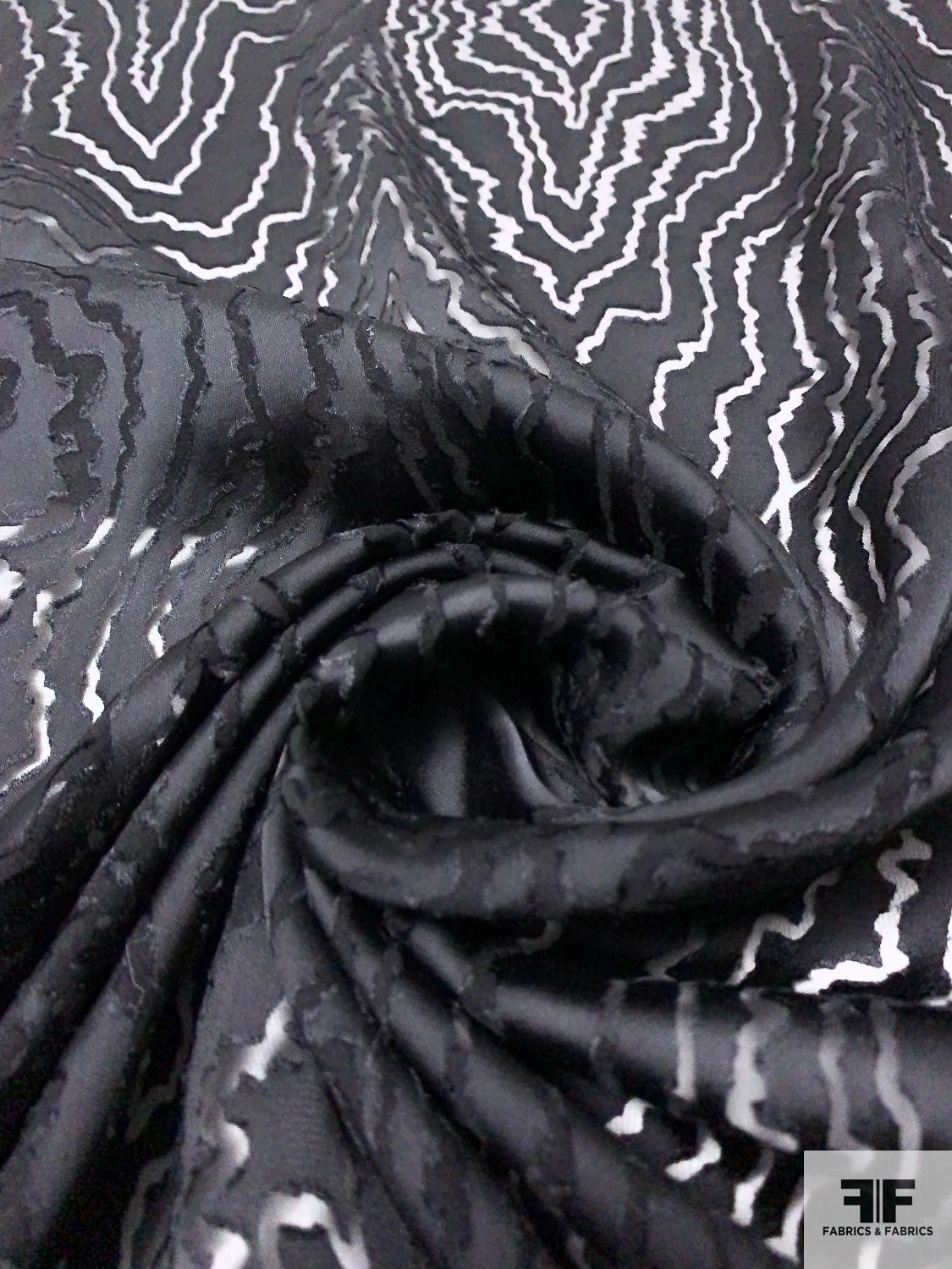 Wood Grain Burnout Silk Blend Chiffon - Black 6 Wood Grain Burnout Silk Blend Chiffon - Black - Image 4