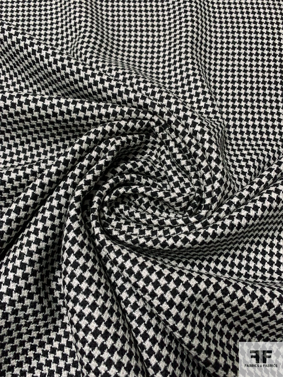 Italian Reversible Small Houndstooth Wool Jacket Weight Tweed - Black / Dusty Ivory 5 Italian Reversible Small Houndstooth Wool Jacket Weight Tweed - Black / Dusty Ivory - Image 3