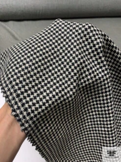 Italian Reversible Small Houndstooth Wool Jacket Weight Tweed - Black / Dusty Ivory 17 Italian Reversible Small Houndstooth Wool Jacket Weight Tweed - Black / Dusty Ivory -Fabrics And Fabrics Store 15105 7