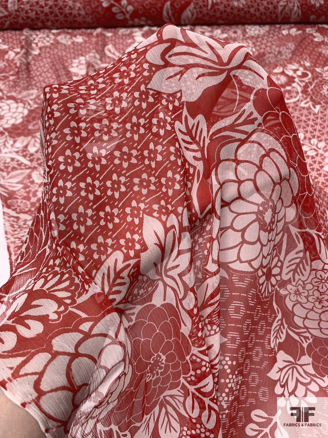 Floral Collage Printed Crinkled Silk Chiffon - Red / Off-White 9 Floral Collage Printed Crinkled Silk Chiffon - Red / Off-White - Image 7