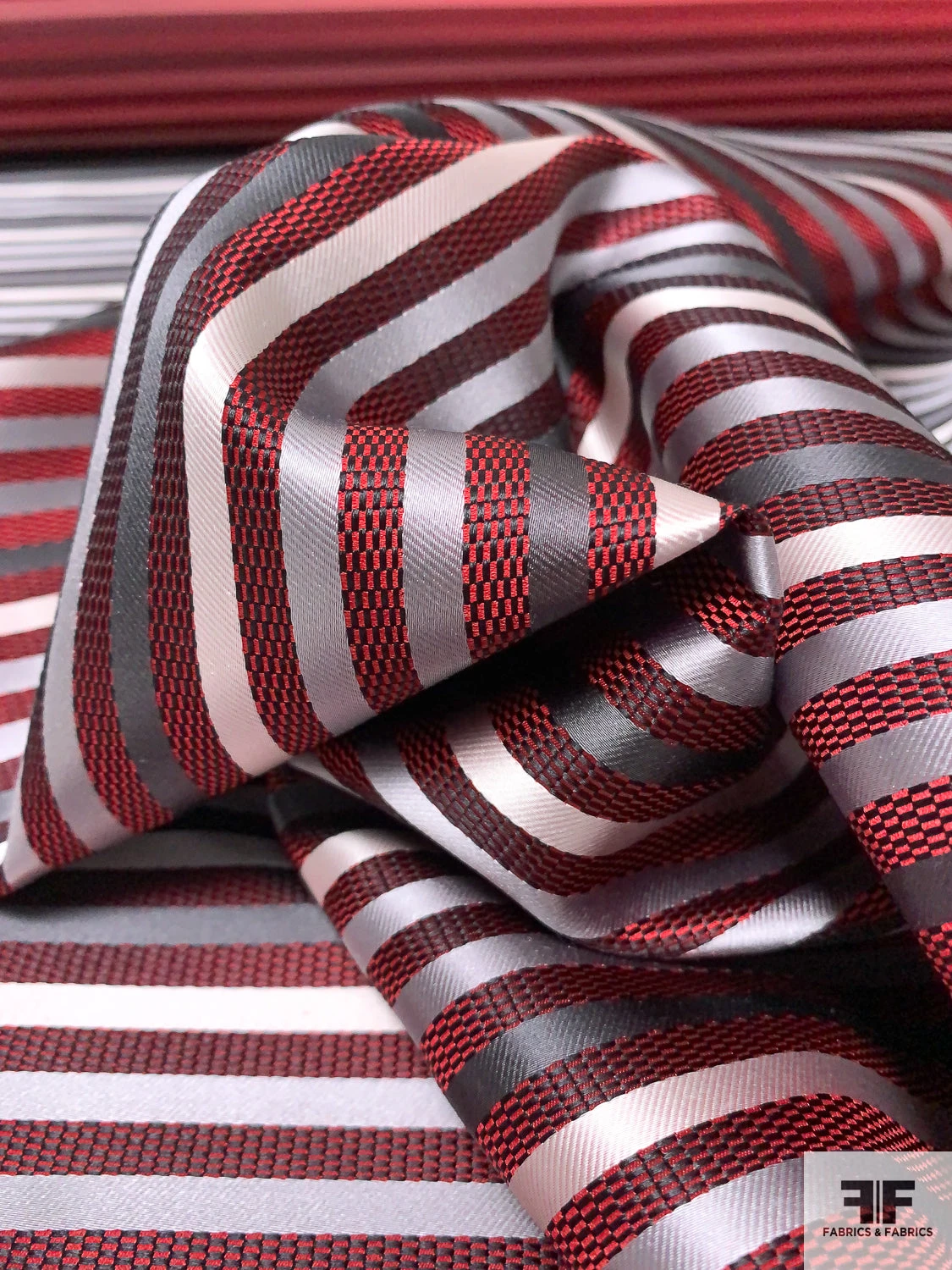 Horizontal Striped Silk Necktie Jacquard Brocade - Red / Grey / White / Black 3 Horizontal Striped Silk Necktie Jacquard Brocade - Red / Grey / White / Black