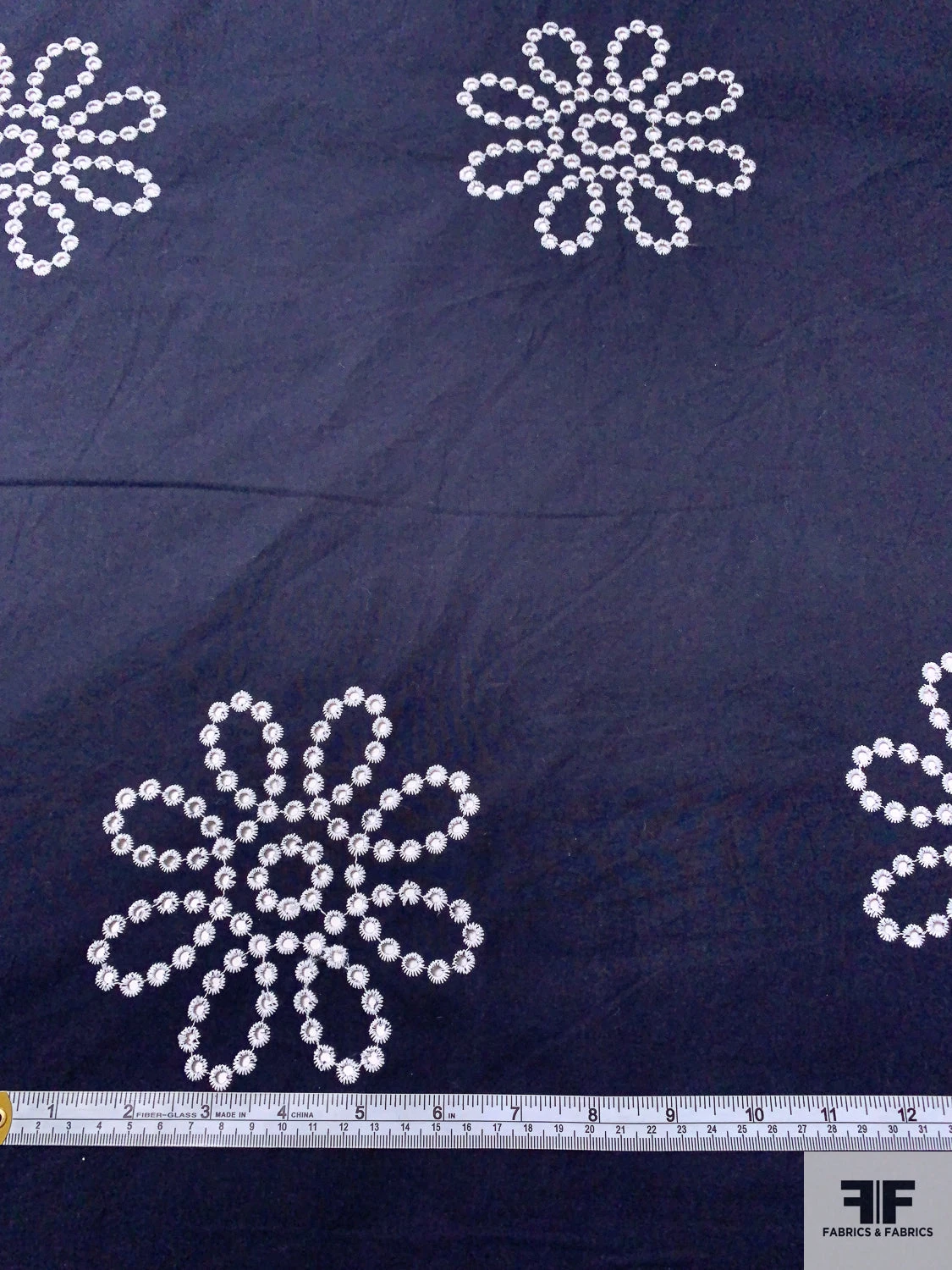 Lela Rose Double-Scalloped Floral Embroidered Eyelet Cotton Lawn - Navy / White 9 Lela Rose Double-Scalloped Floral Embroidered Eyelet Cotton Lawn - Navy / White - Image 7