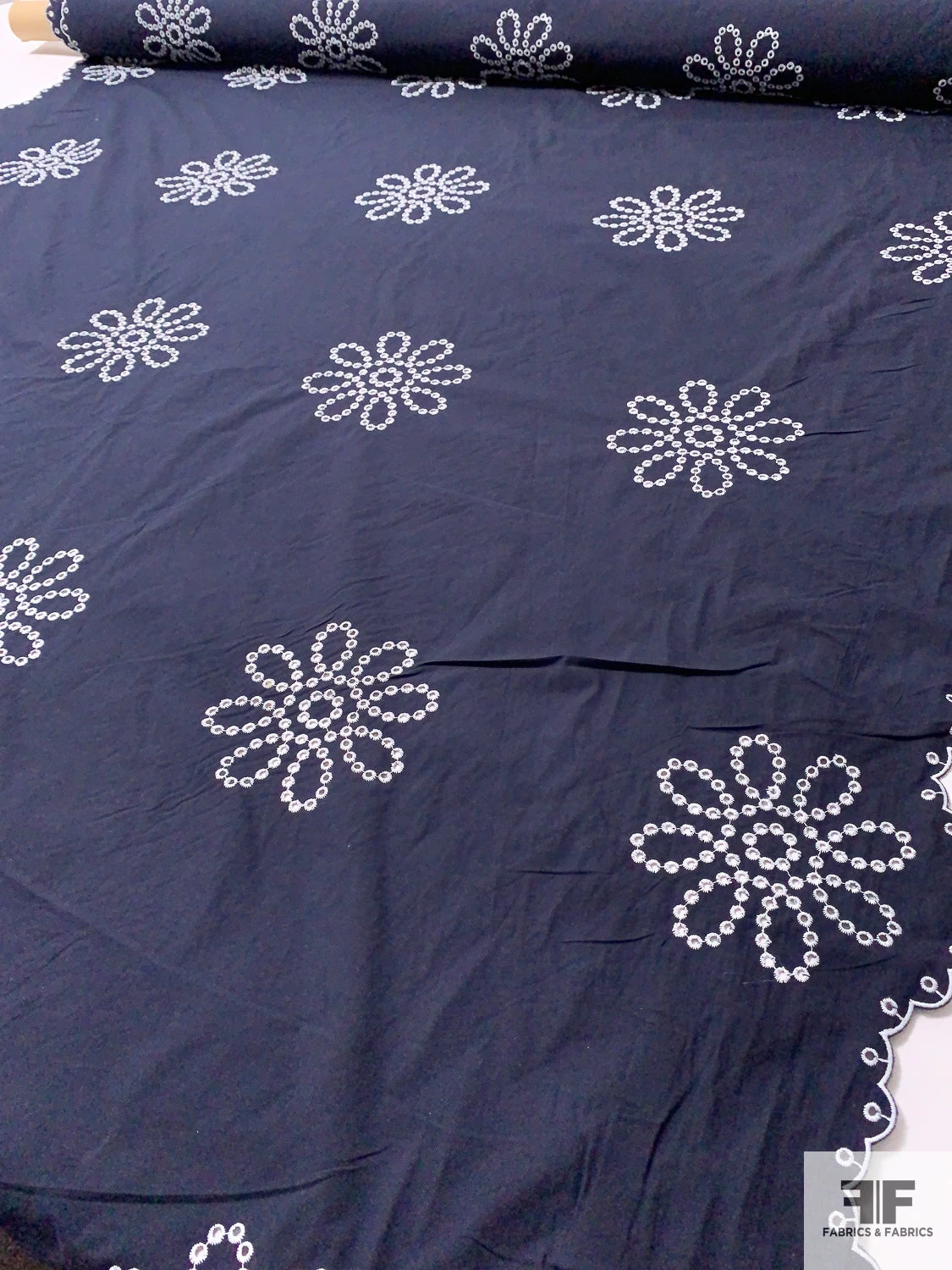 Lela Rose Double-Scalloped Floral Embroidered Eyelet Cotton Lawn - Navy / White 4 Lela Rose Double-Scalloped Floral Embroidered Eyelet Cotton Lawn - Navy / White - Image 2