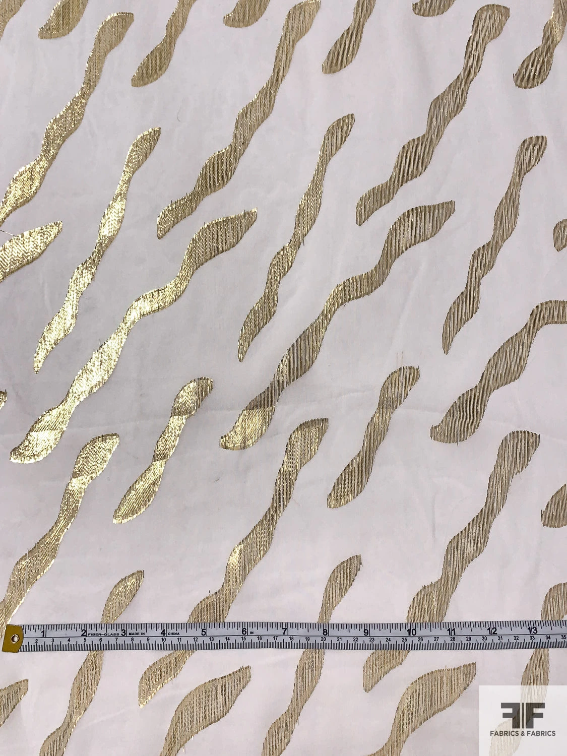 J Mendel Wavy Design Metallic Clip Silk Chiffon - Light Ivory / Gold 8 J Mendel Wavy Design Metallic Clip Silk Chiffon - Light Ivory / Gold - Image 6