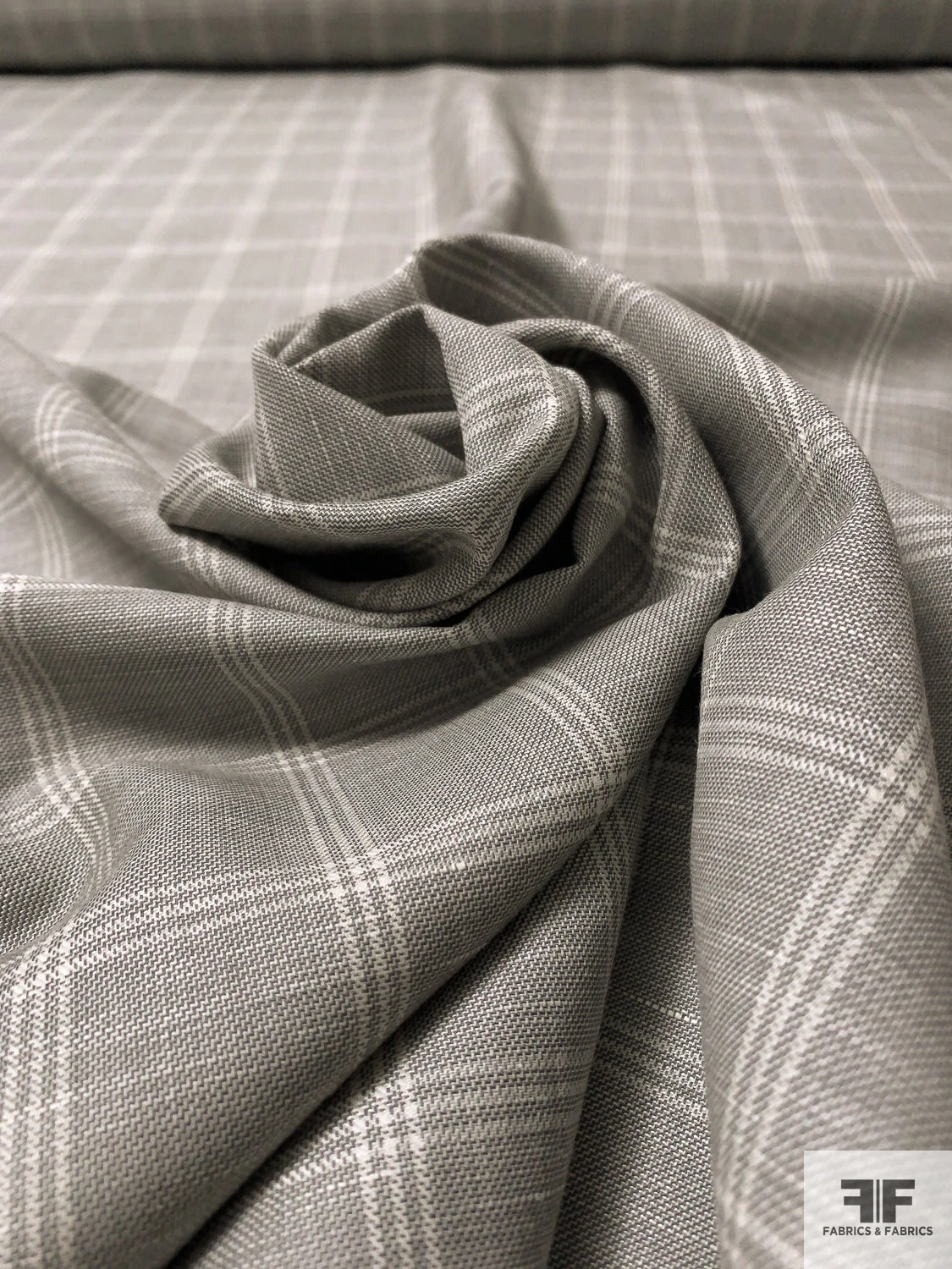 Italian Windowpane Plaid Wool And Linen Suiting - Grey / Off-White 7 Italian Windowpane Plaid Wool And Linen Suiting - Grey / Off-White - Image 5