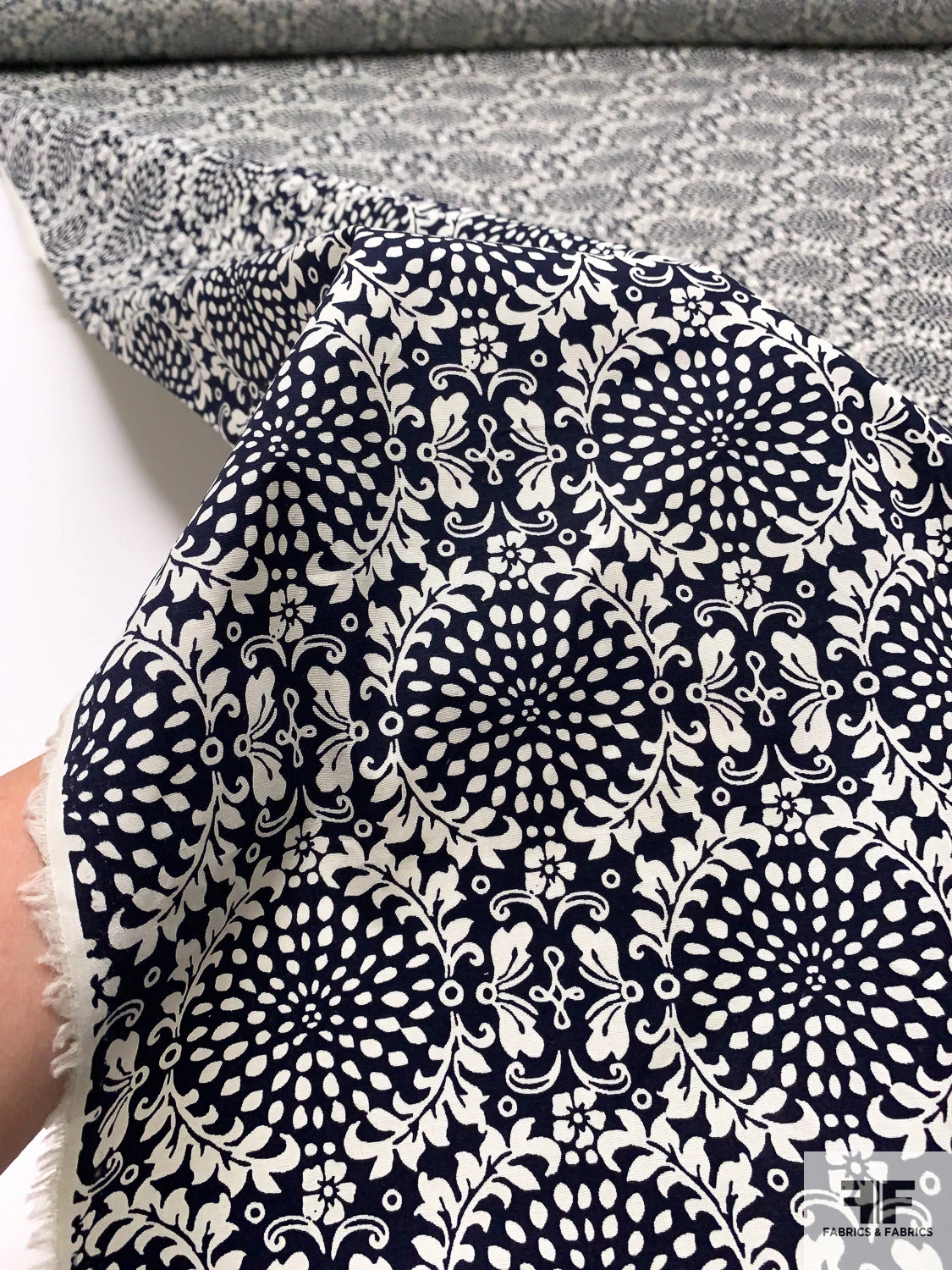 Wreath Inspired Printed Stretch Cotton Lawn - Navy / Light Ivory 9 Wreath Inspired Printed Stretch Cotton Lawn - Navy / Light Ivory - Image 7