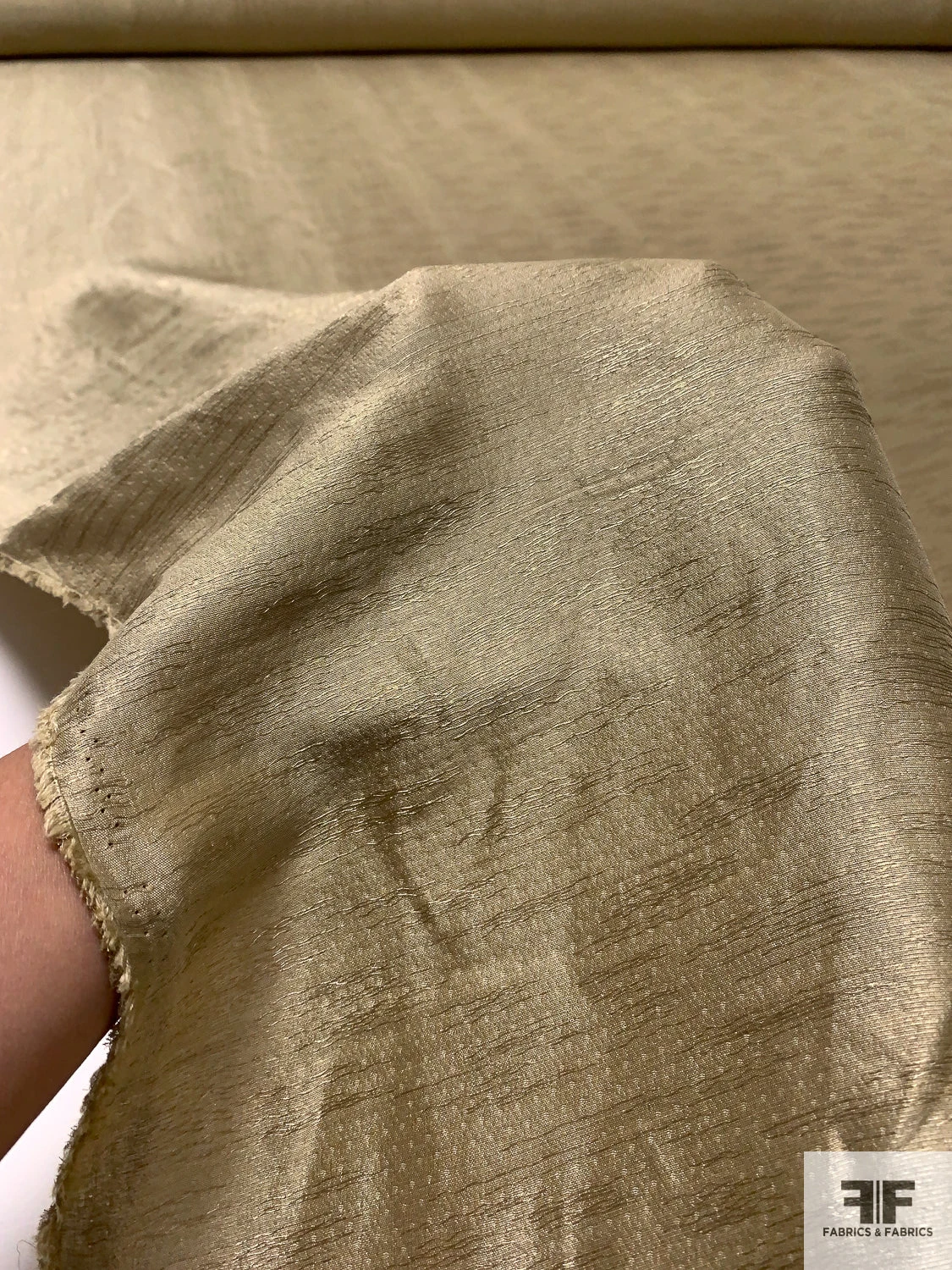 Italian Vintage Ralph Lauren Silk Blend Lamé - Light Gold 10 Italian Vintage Ralph Lauren Silk Blend Lamé - Light Gold - Image 8