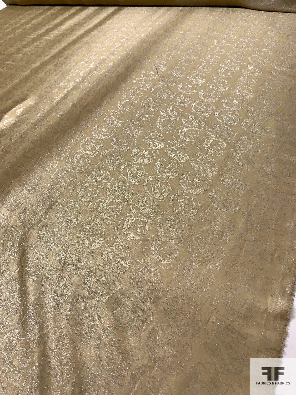 Italian Vintage Ralph Lauren Floral Jacquard Lamé - Oyster Gold / Silver 4 Italian Vintage Ralph Lauren Floral Jacquard Lamé - Oyster Gold / Silver - Image 2