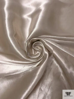 Italian Vintage Ralph Lauren Heavy Lamé - Champagne-Ecru 12 Italian Vintage Ralph Lauren Heavy Lamé - Champagne-Ecru -Fabrics And Fabrics Store 17667 1