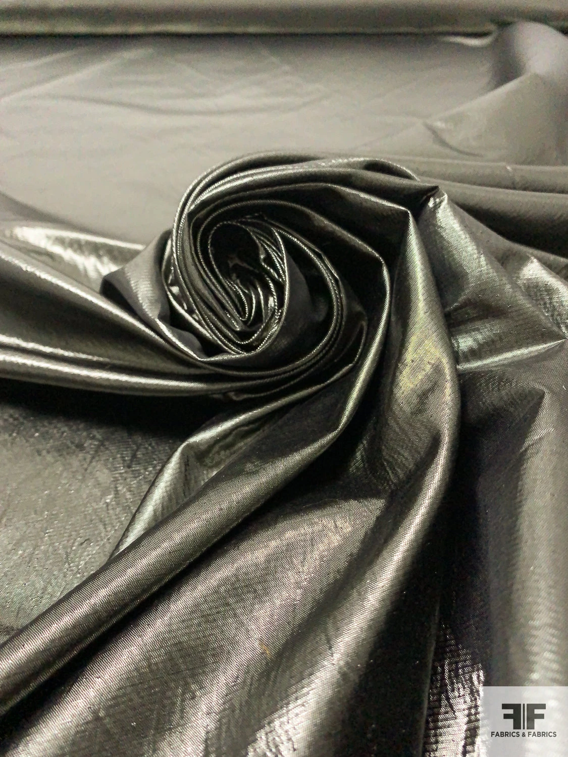 Italian Faille-Look Lamé - Metallic Army Green 6 Italian Faille-Look Lamé - Metallic Army Green - Image 4