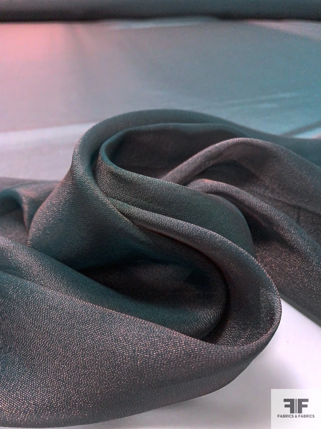 Italian Iridescent Soft Silk Blend Gazar-Lamé - Evergreen / Dusty Rose 3 Italian Iridescent Soft Silk Blend Gazar-Lamé - Evergreen / Dusty Rose
