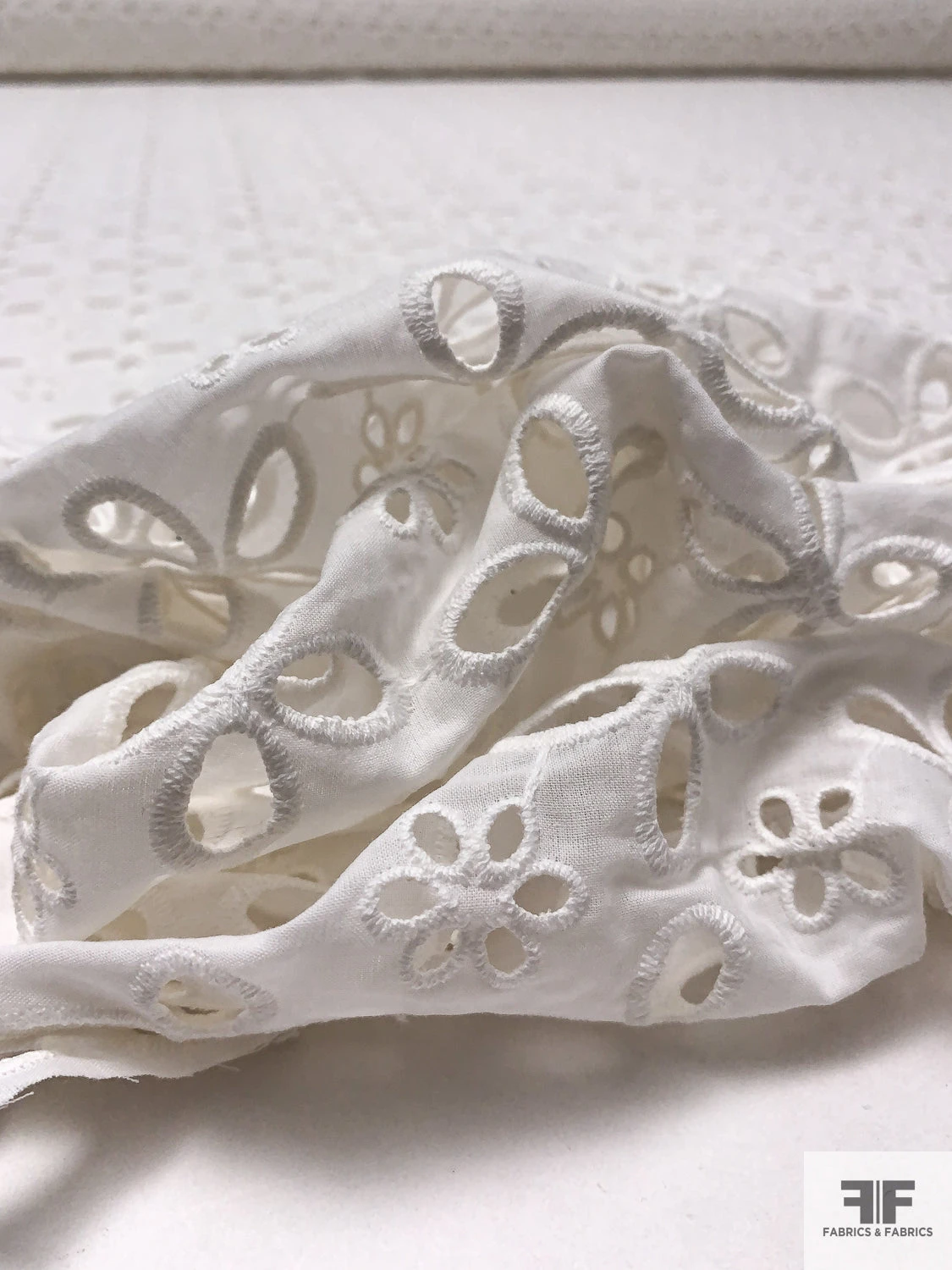 Floral Pattern Embroidered Eyelet Cotton Voile - Off-White 10 Floral Pattern Embroidered Eyelet Cotton Voile - Off-White - Image 8