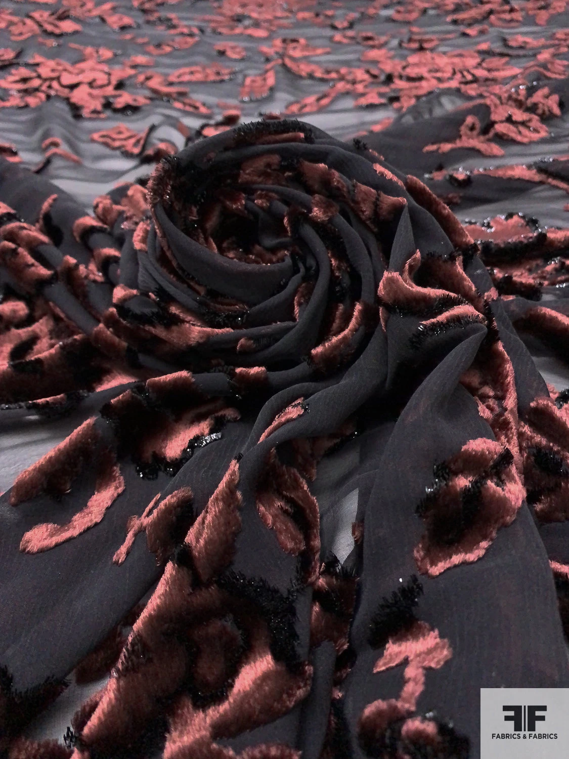 French Regal Floral Cut Panné Velvet With Lurex - Brown / Black 7 French Regal Floral Cut Panné Velvet With Lurex - Brown / Black - Image 5