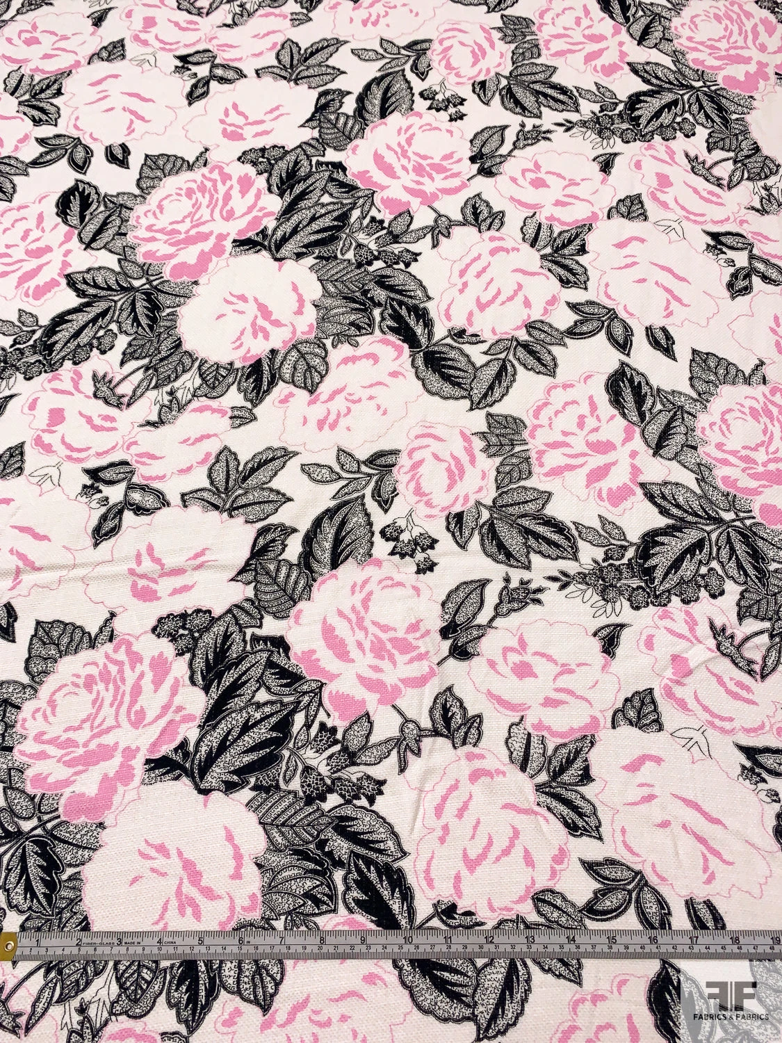 Floral Printed Linen-Weave Cotton - Pink / Black / Off-White 6 Floral Printed Linen-Weave Cotton - Pink / Black / Off-White - Image 4