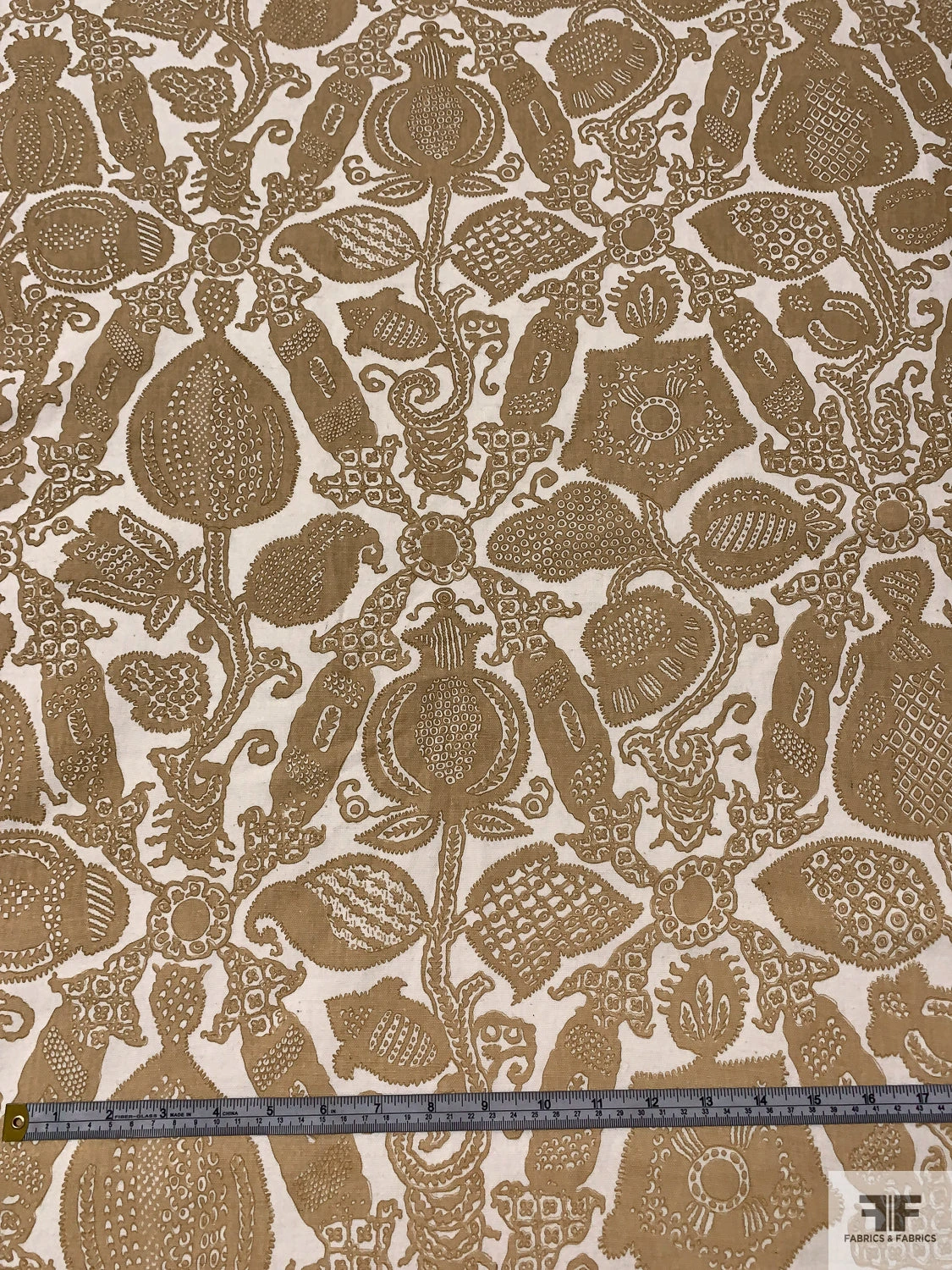 Regal Motif Printed Linen-Weave Cotton - Tan / Off-White 6 Regal Motif Printed Linen-Weave Cotton - Tan / Off-White - Image 4