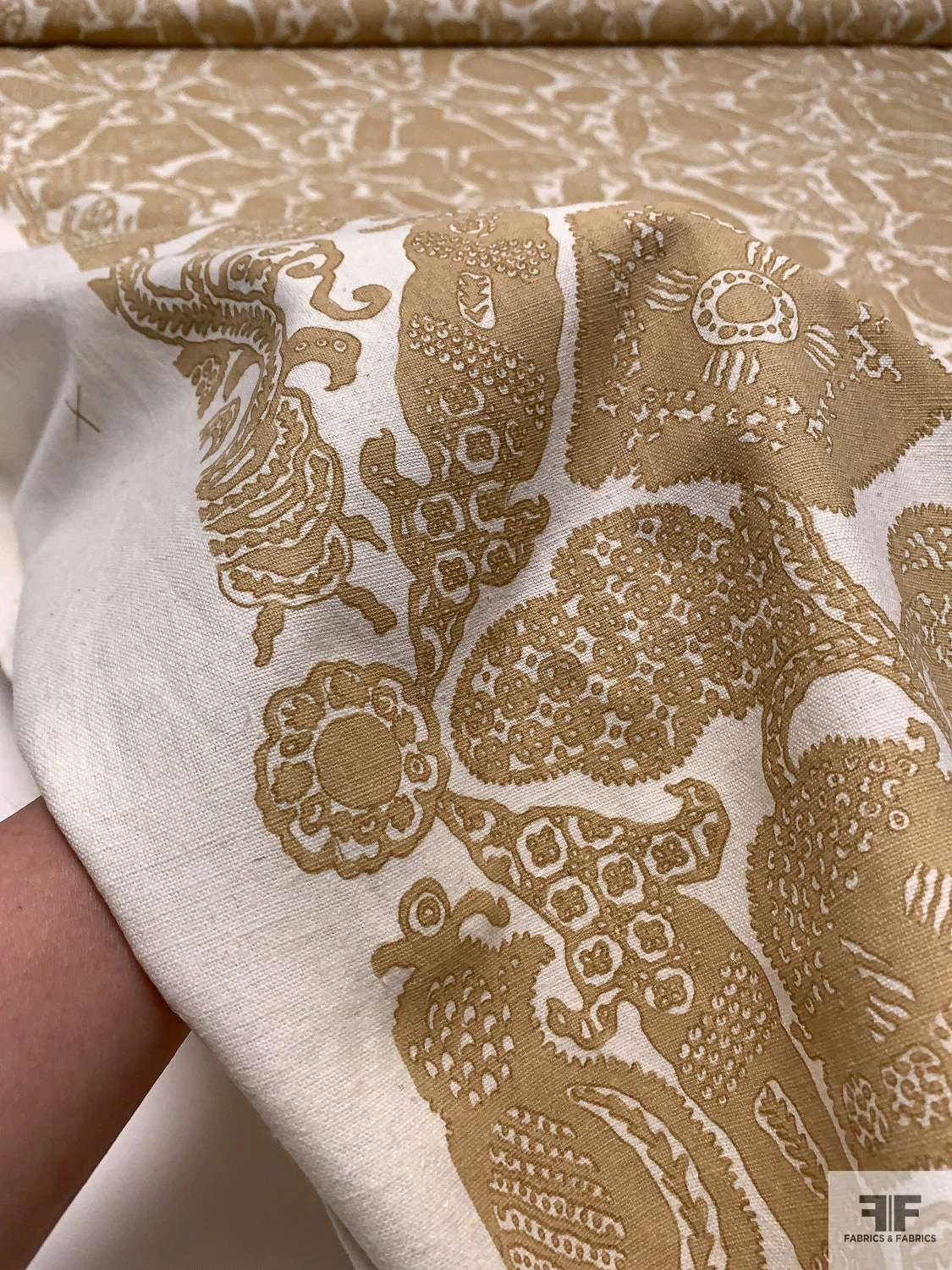 Regal Motif Printed Linen-Weave Cotton - Tan / Off-White 10 Regal Motif Printed Linen-Weave Cotton - Tan / Off-White - Image 8