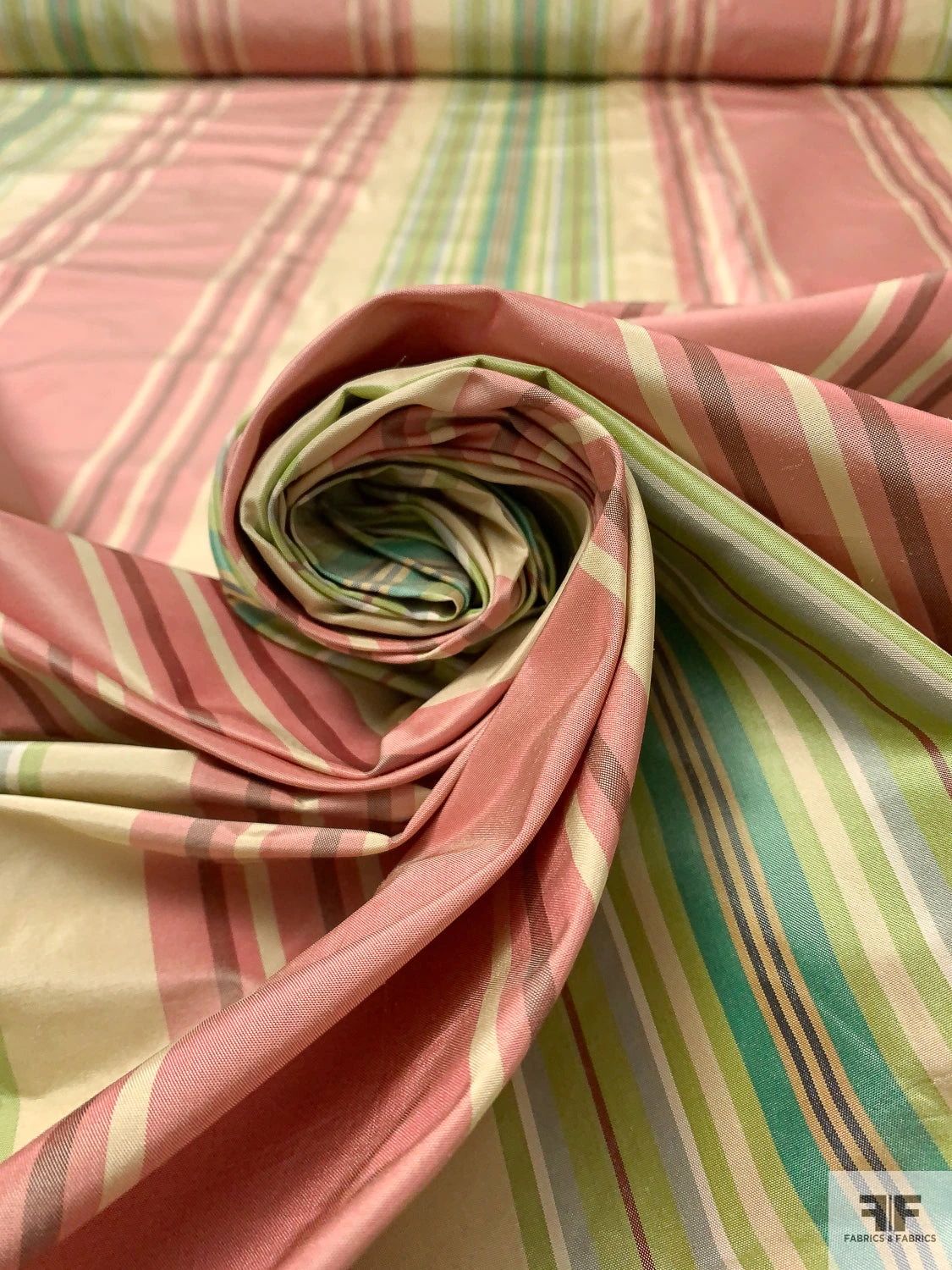Vertical Striped Yarn-Dyed Silk Taffeta - Antique Dusty Rose / Greens / Antique Beige 6 Vertical Striped Yarn-Dyed Silk Taffeta - Antique Dusty Rose / Greens / Antique Beige - Image 4