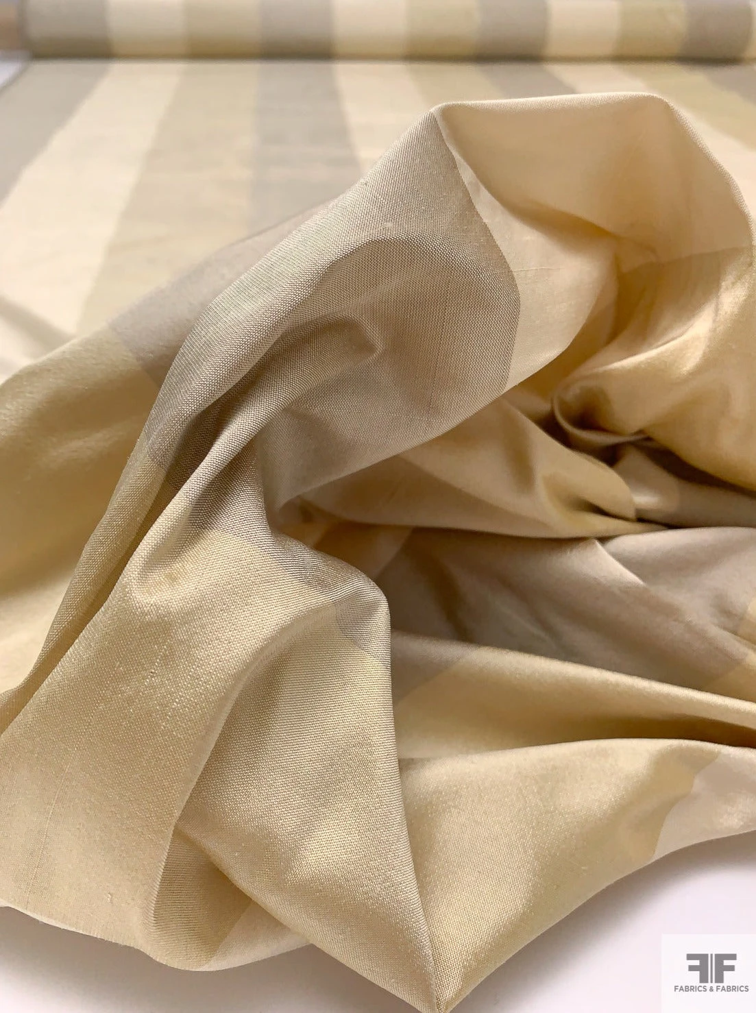 Vertical Striped Yarn-Dyed Silk Shantung - Shaker Beige / Pearl Light Golds 6 Vertical Striped Yarn-Dyed Silk Shantung - Shaker Beige / Pearl Light Golds - Image 4
