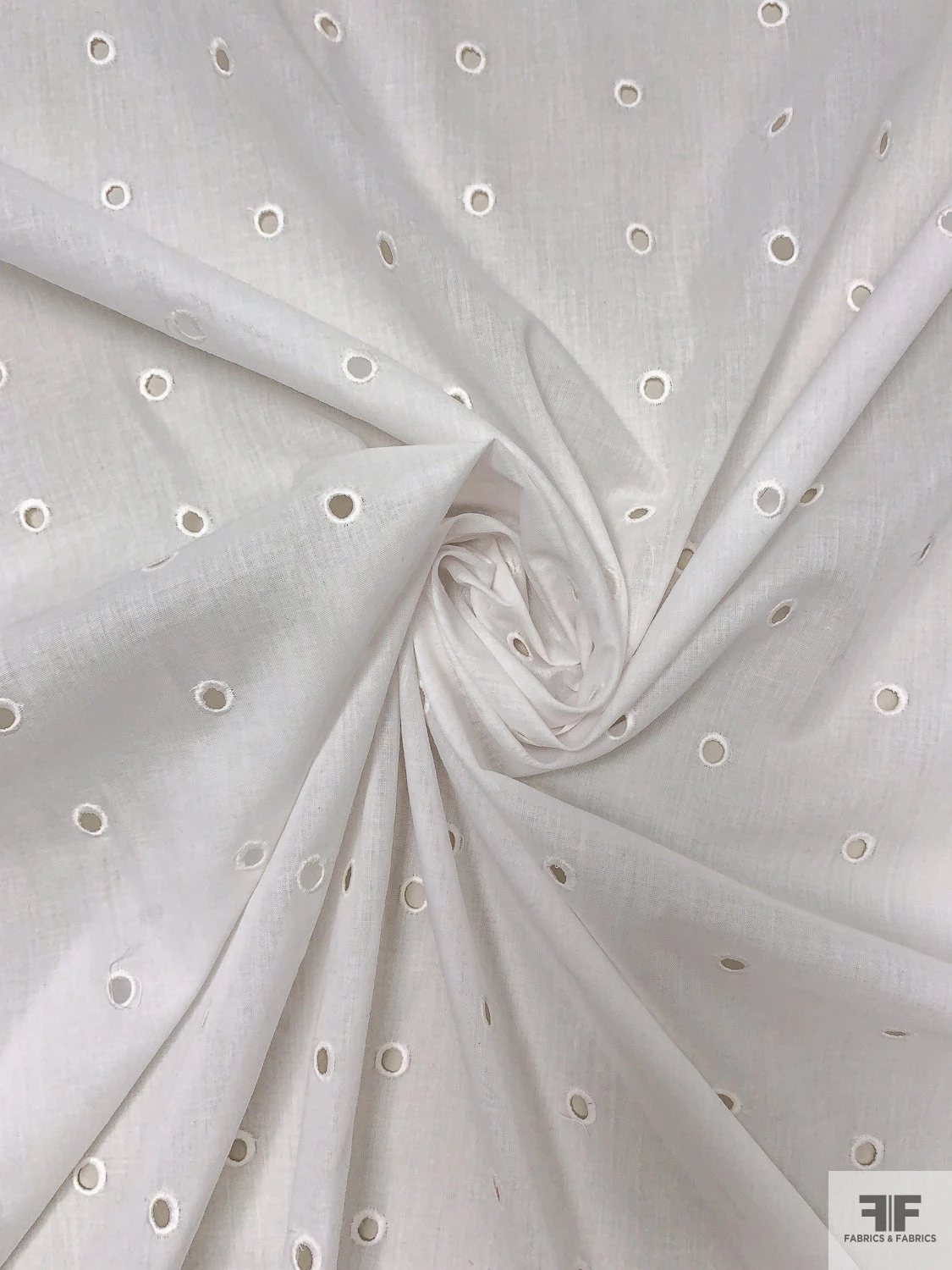 Circles Embroidered Eyelet Poly-Cotton Lawn - Off-White 4 Circles Embroidered Eyelet Poly-Cotton Lawn - Off-White - Image 2