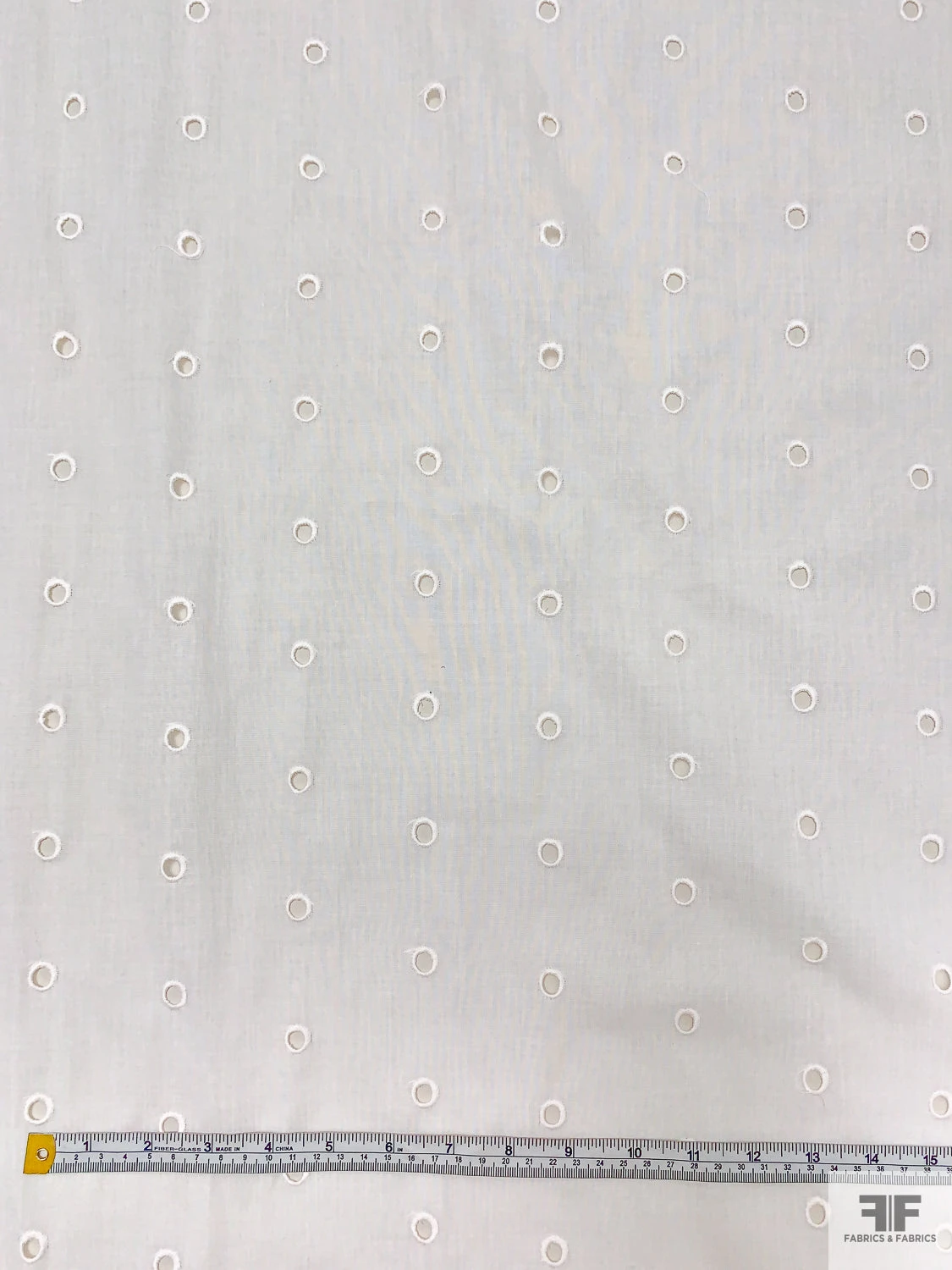 Circles Embroidered Eyelet Poly-Cotton Lawn - Off-White 6 Circles Embroidered Eyelet Poly-Cotton Lawn - Off-White - Image 4