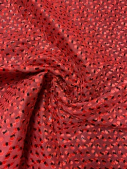 French Quilted Jacket Weight With Cut Panné Velvet And Lurex - Candy Red / Black 13 French Quilted Jacket Weight With Cut Panné Velvet And Lurex - Candy Red / Black -Fabrics And Fabrics Store 19592 2