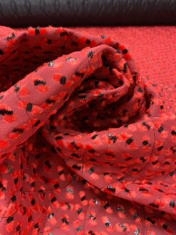 French Quilted Jacket Weight With Cut Panné Velvet And Lurex - Candy Red / Black 14 French Quilted Jacket Weight With Cut Panné Velvet And Lurex - Candy Red / Black -Fabrics And Fabrics Store 19592 3