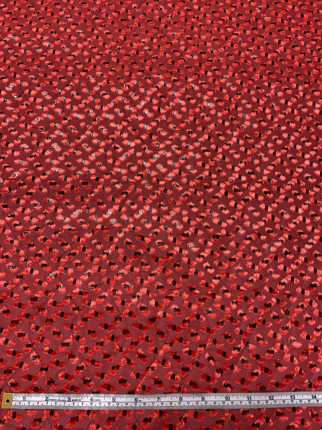 French Quilted Jacket Weight With Cut Panné Velvet And Lurex - Candy Red / Black 8 French Quilted Jacket Weight With Cut Panné Velvet And Lurex - Candy Red / Black - Image 6