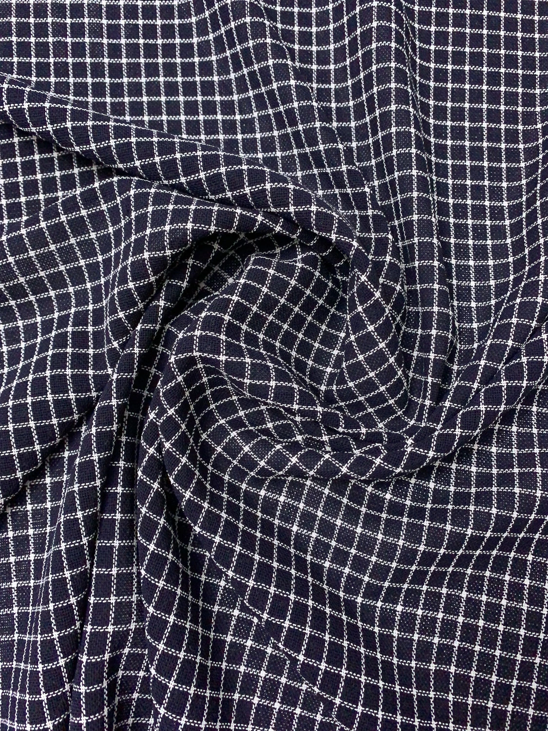 Windowpane Check Open-Weave Lightweight Wool Suiting - Navy / White 5 Windowpane Check Open-Weave Lightweight Wool Suiting - Navy / White - Image 3