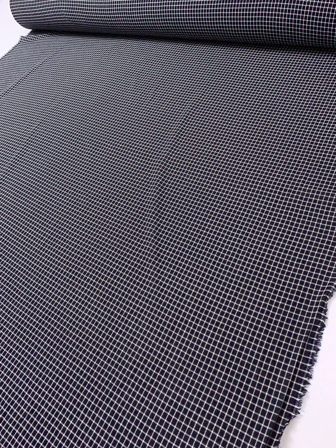 Windowpane Check Open-Weave Lightweight Wool Suiting - Navy / White 10 Windowpane Check Open-Weave Lightweight Wool Suiting - Navy / White - Image 8