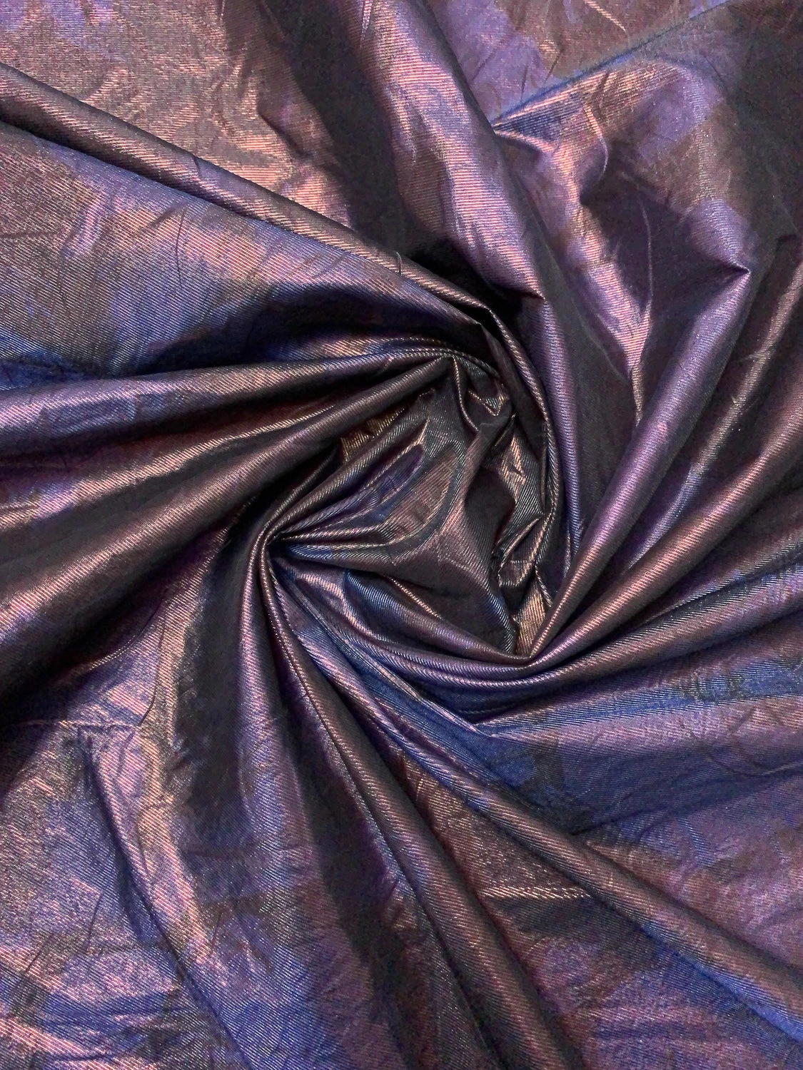 Italian Floral Printed Taffeta Lamé With Vertical Stretch - Purple / Eggplant / Rose Gold 5 Italian Floral Printed Taffeta Lamé With Vertical Stretch - Purple / Eggplant / Rose Gold - Image 3