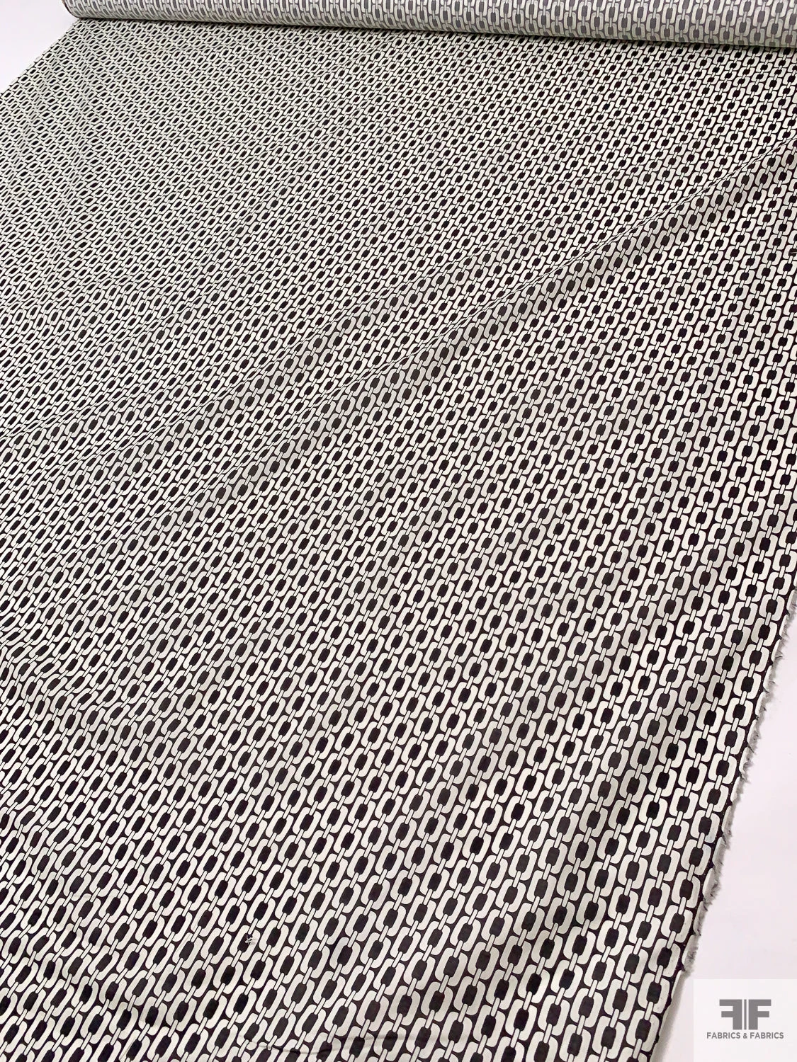 Italian Chunky Chain Links Printed Cotton Lawn - Soft Black / Off-White 9 Italian Chunky Chain Links Printed Cotton Lawn - Soft Black / Off-White - Image 7