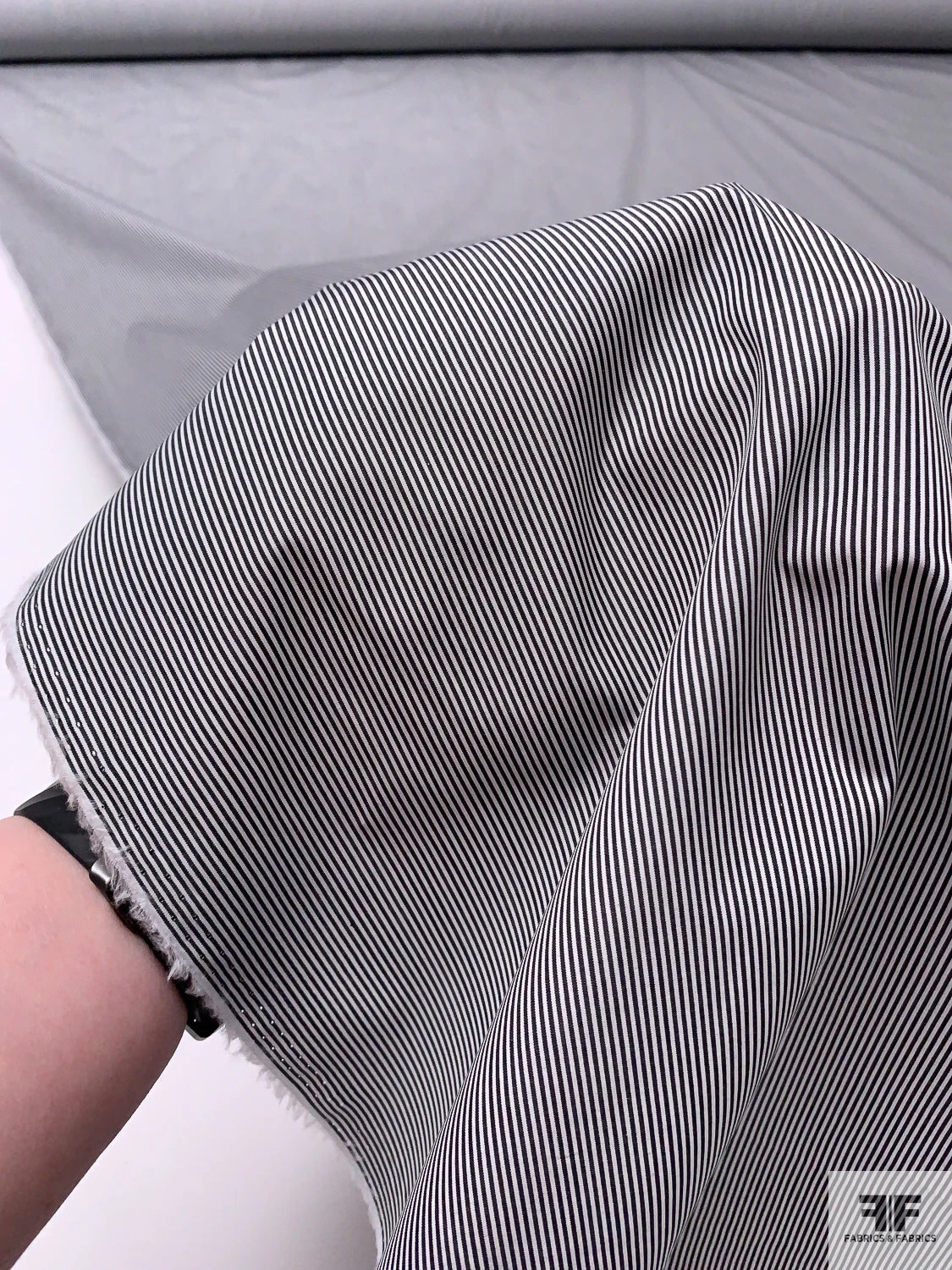 Italian Thin Striped Yarn-Dyed Fine Cotton Shirting - Charcoal Black / White 9 Italian Thin Striped Yarn-Dyed Fine Cotton Shirting - Charcoal Black / White - Image 7