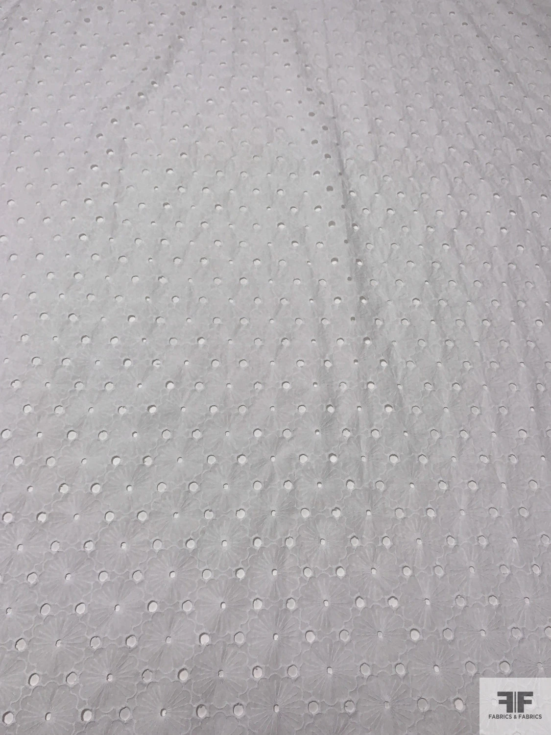 Double-Scalloped Floral Embroidered Cotton-Blend Eyelet - White 7 Double-Scalloped Floral Embroidered Cotton-Blend Eyelet - White - Image 5