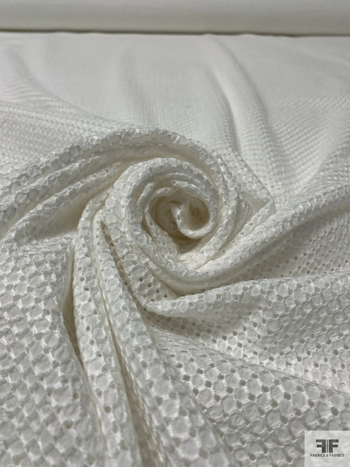 Ditsy Embroidered Cotton Eyelet - Off-White 3 Ditsy Embroidered Cotton Eyelet - Off-White