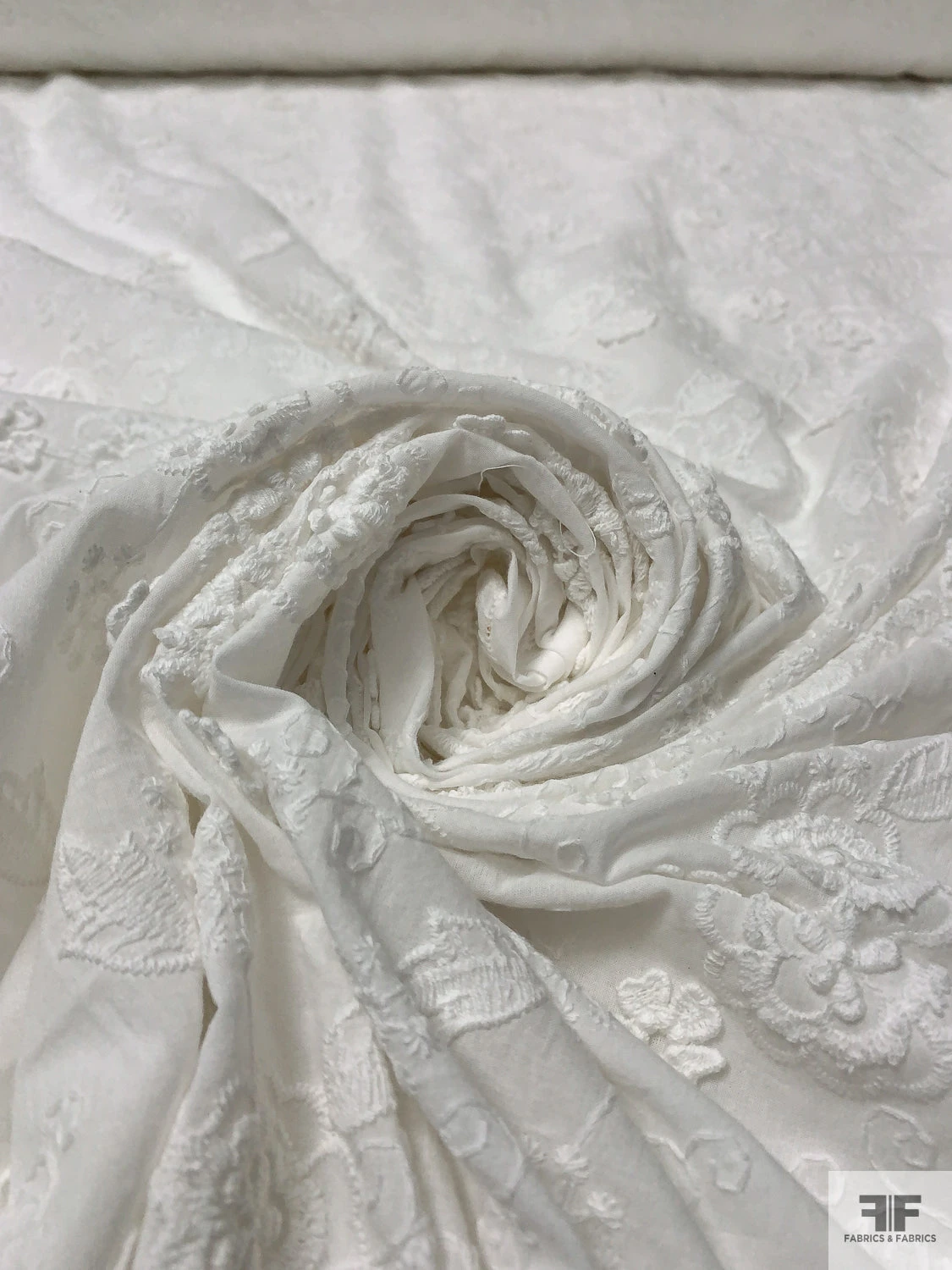 3-Dimensional Floral Embroidered Cotton - Off-White 7 3-Dimensional Floral Embroidered Cotton - Off-White - Image 5