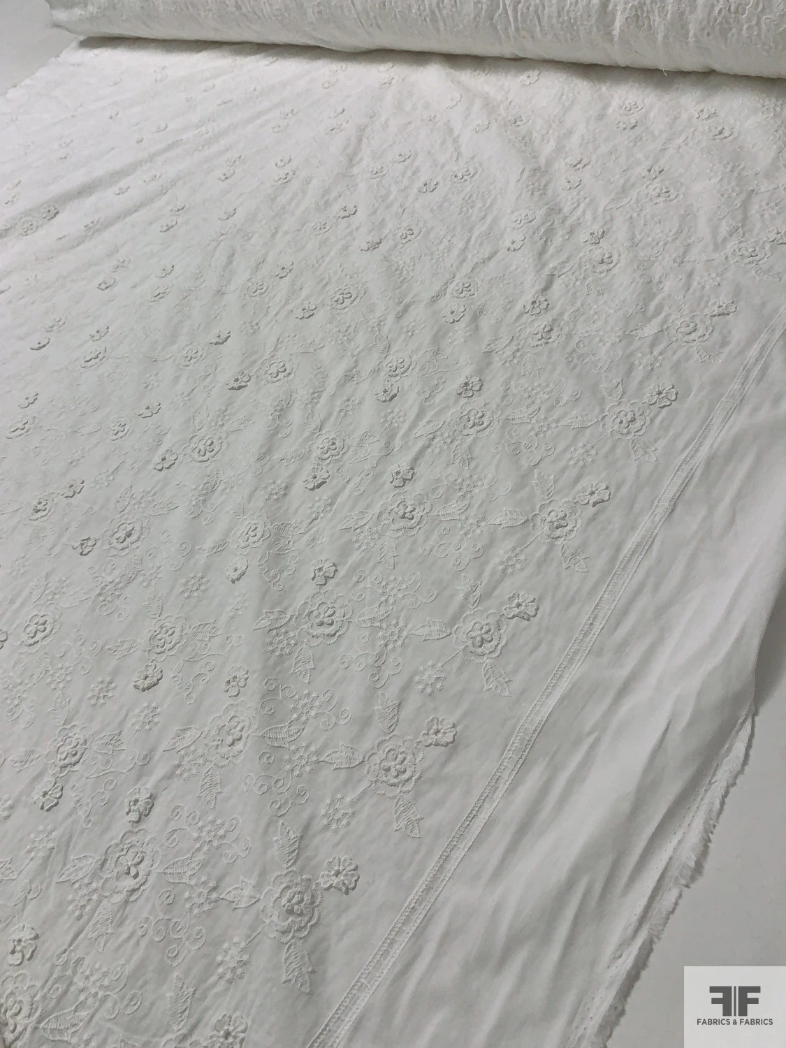 3-Dimensional Floral Embroidered Cotton - Off-White 3 3-Dimensional Floral Embroidered Cotton - Off-White